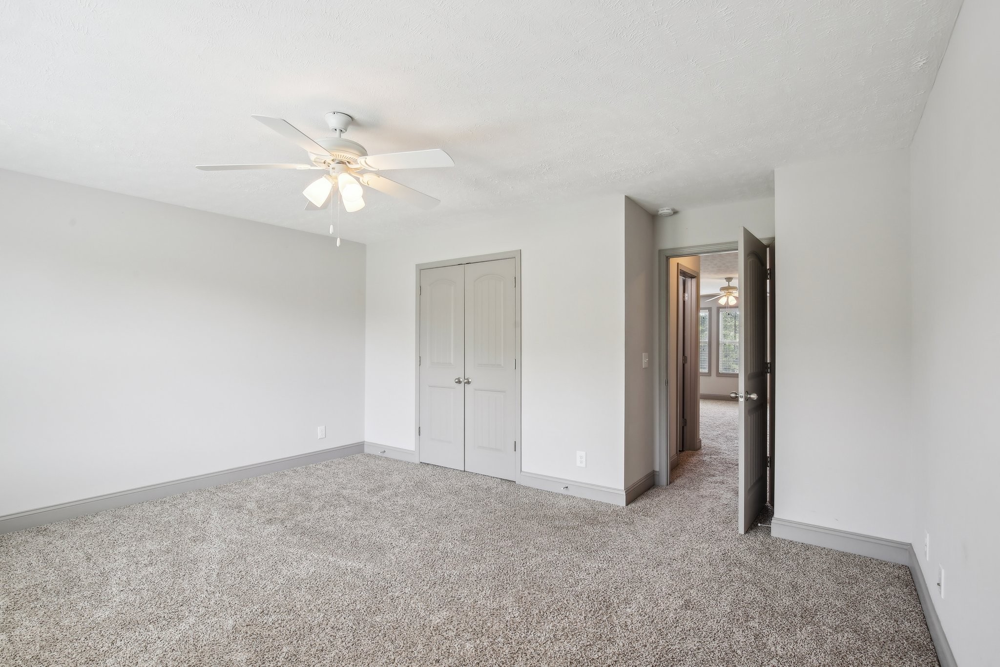 5652 Hwy 48