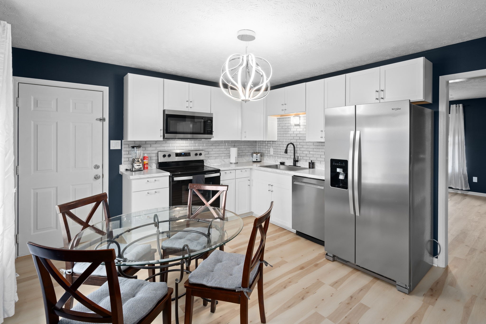 109 Oak Tree Dr