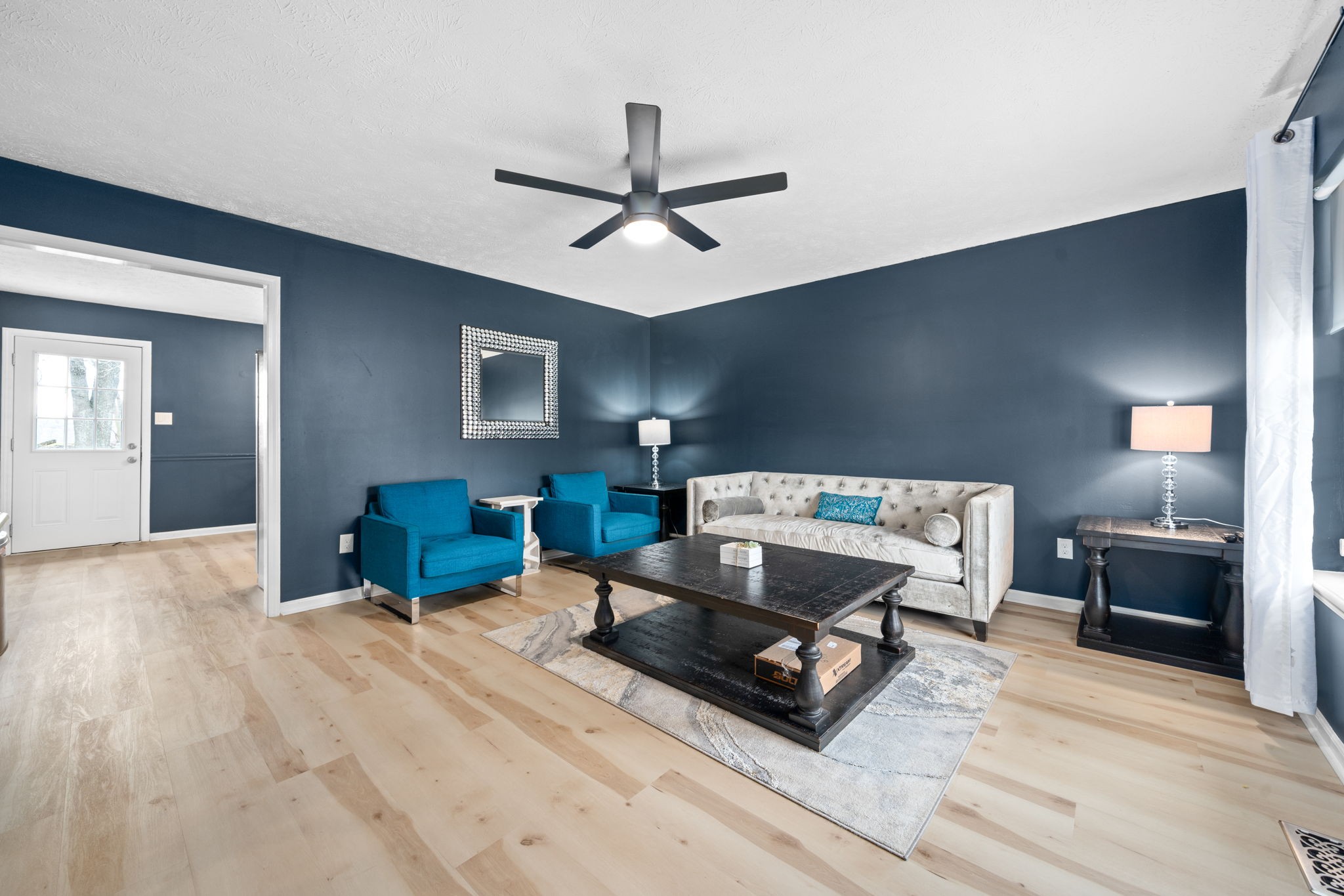 109 Oak Tree Dr
