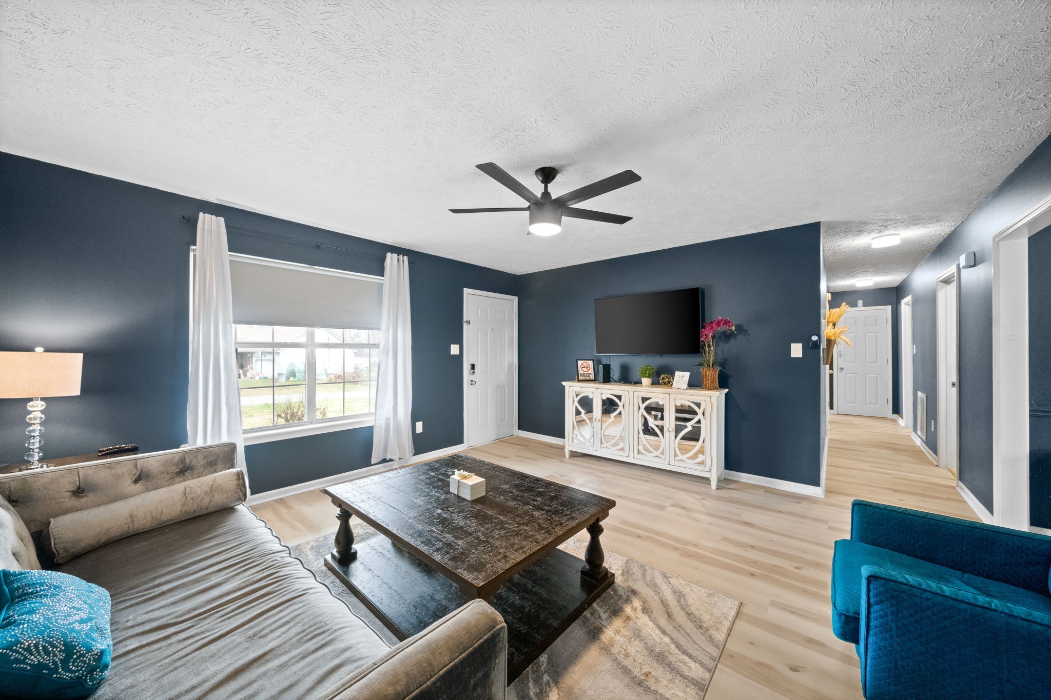 109 Oak Tree Dr