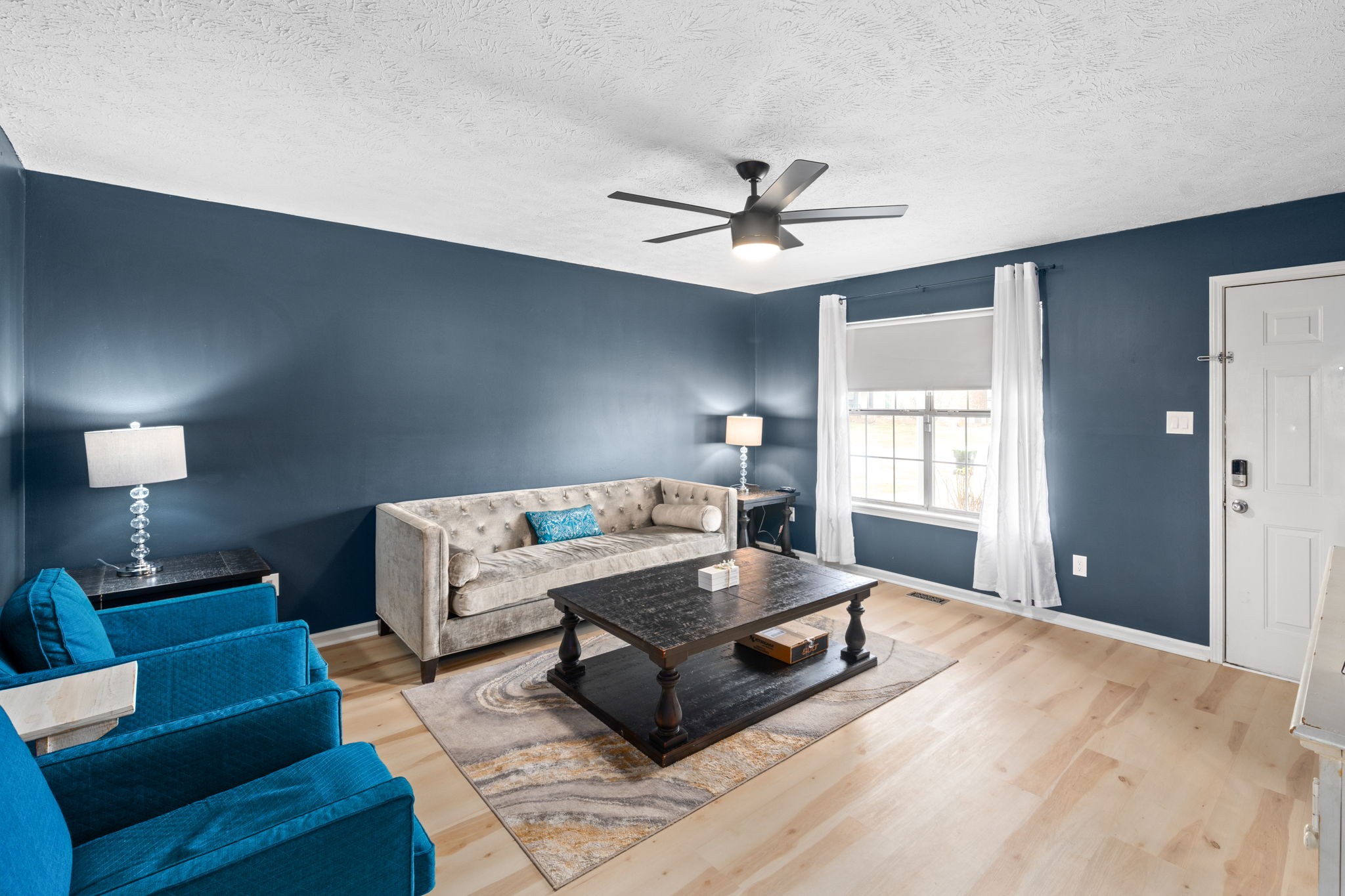 109 Oak Tree Dr