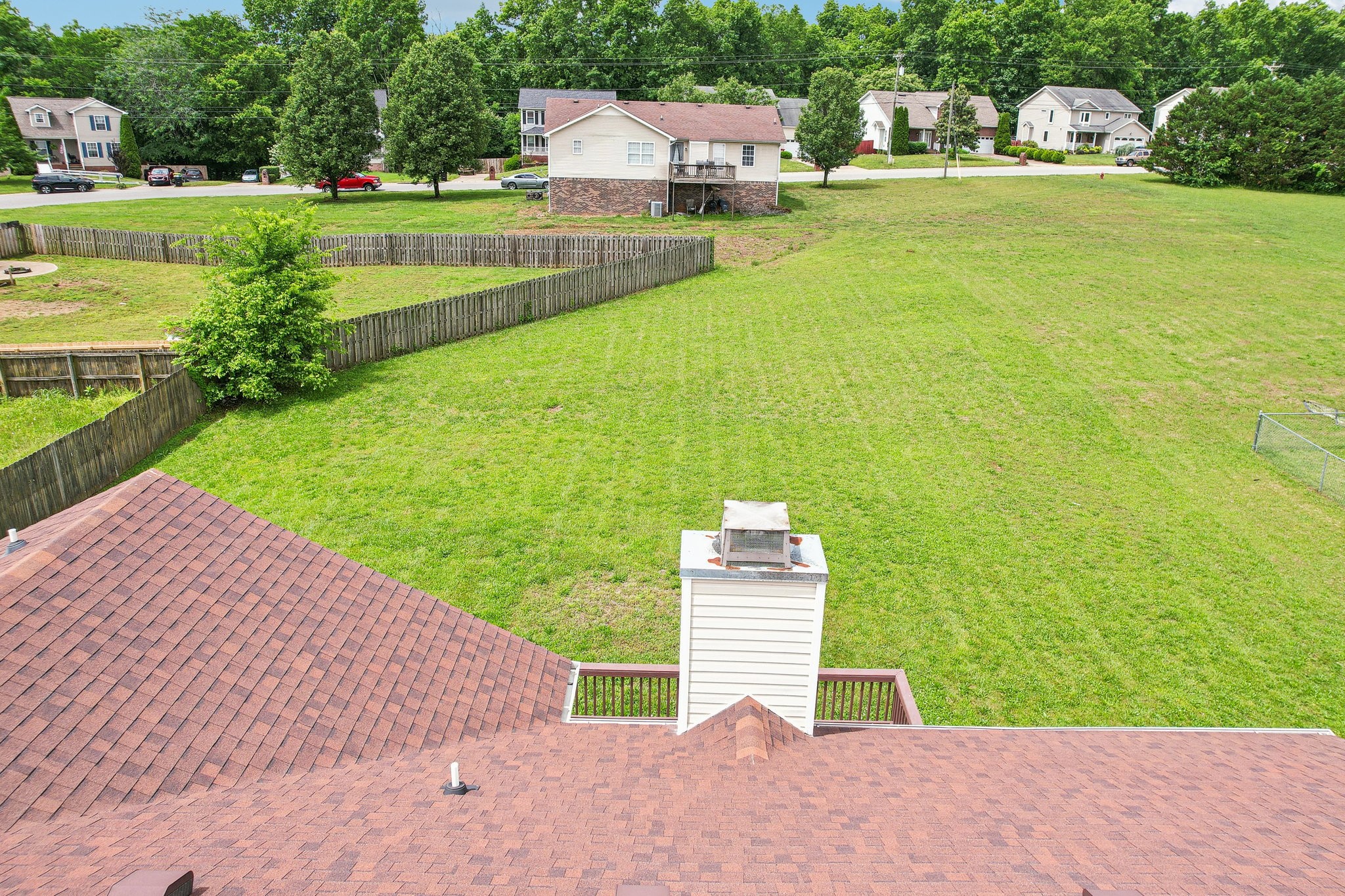 2617 Green Briar Dr