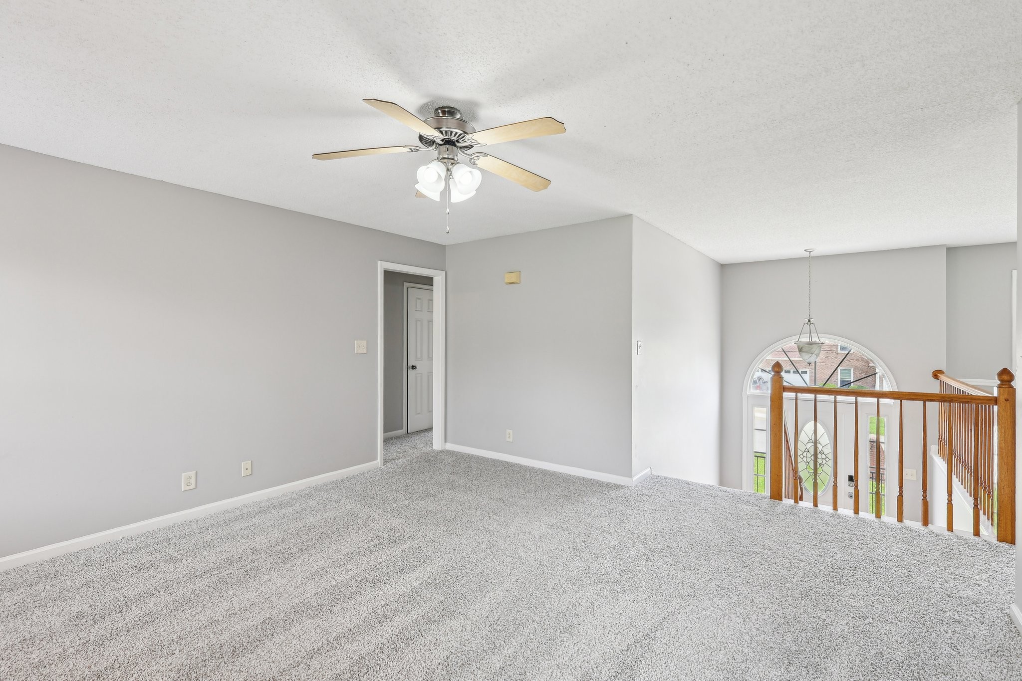 2617 Green Briar Dr