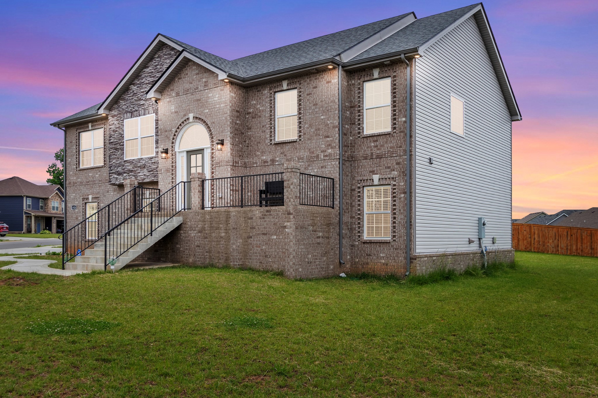 1928 Sydney Louise Dr