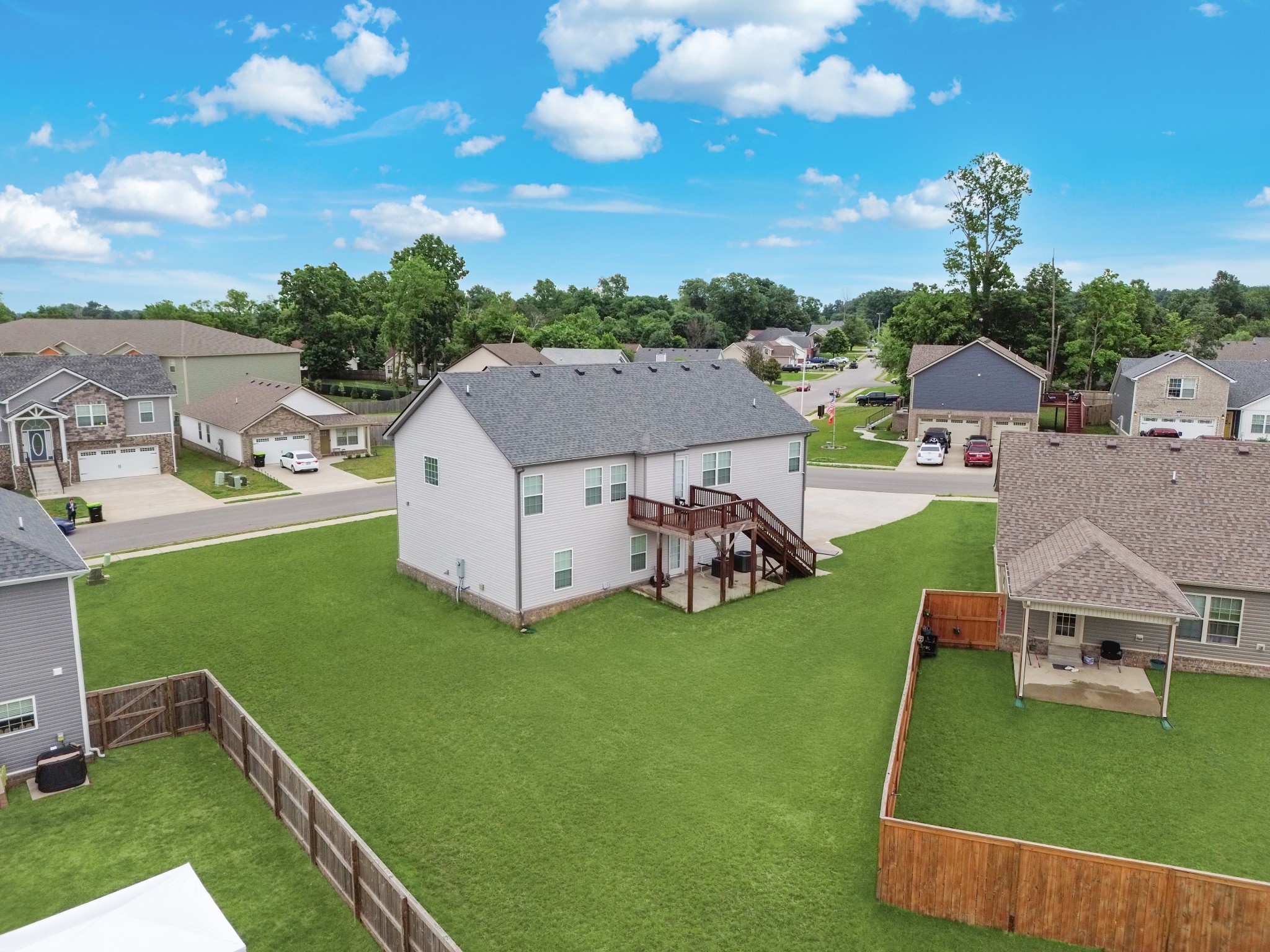 1928 Sydney Louise Dr