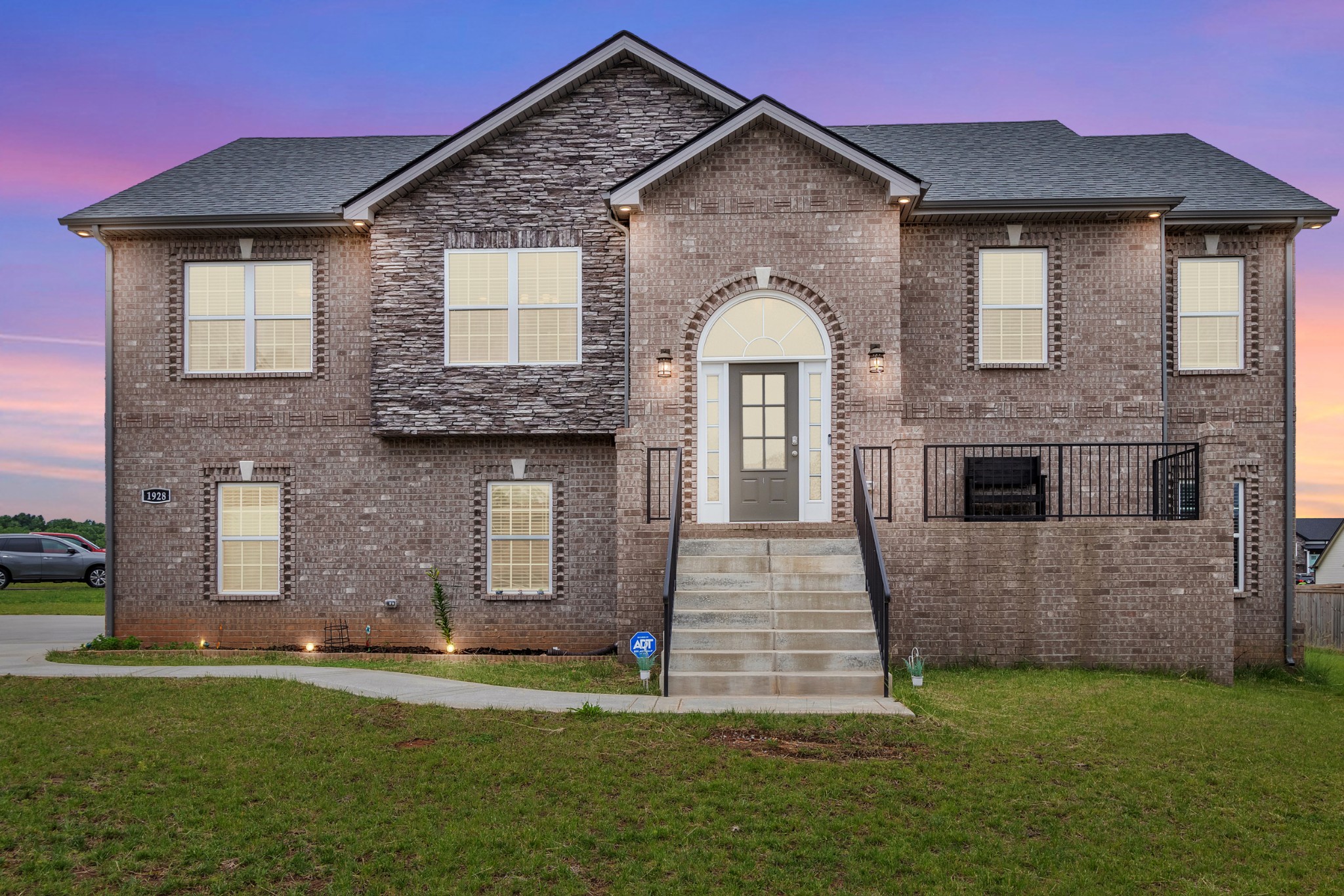 1928 Sydney Louise Dr