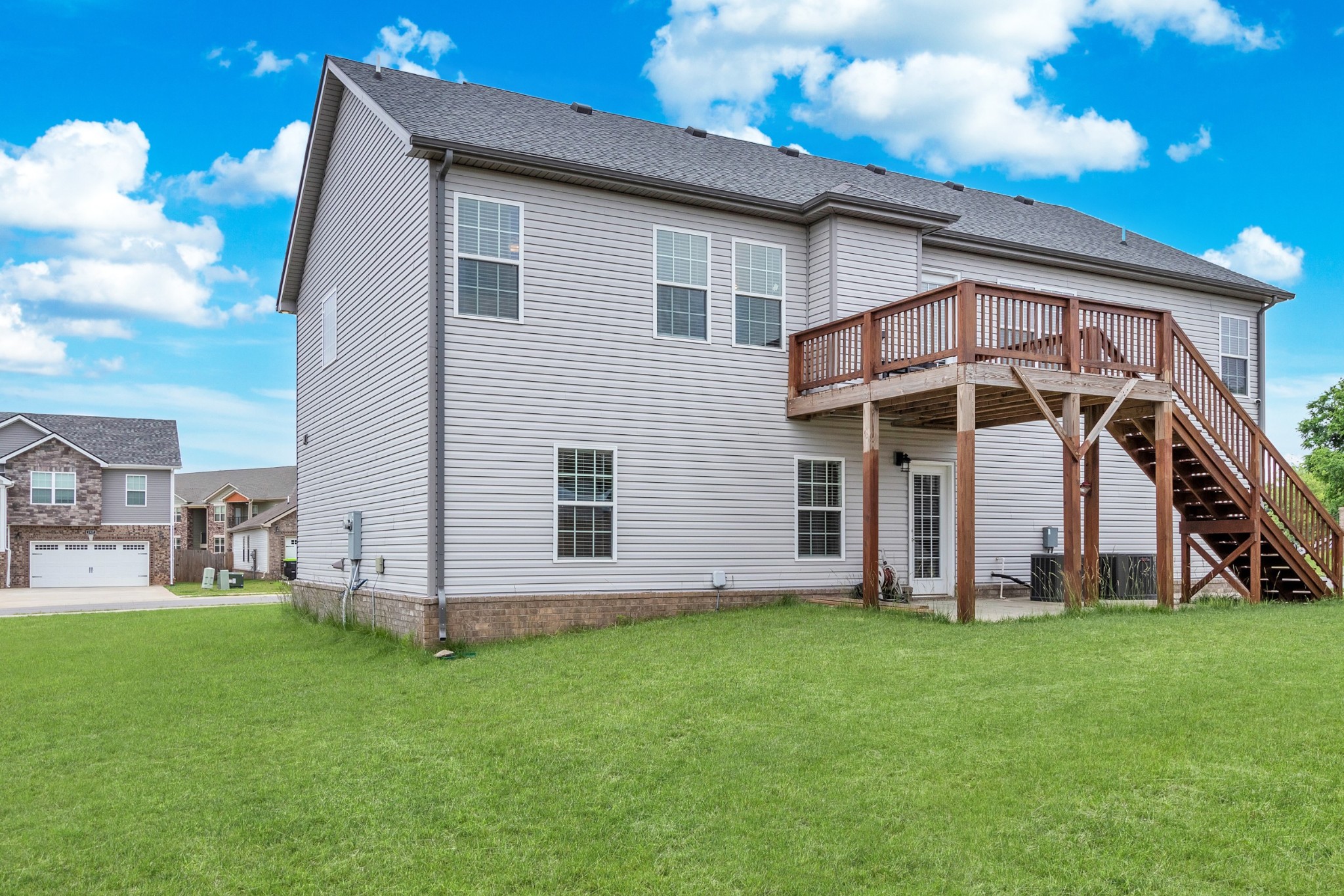 1928 Sydney Louise Dr