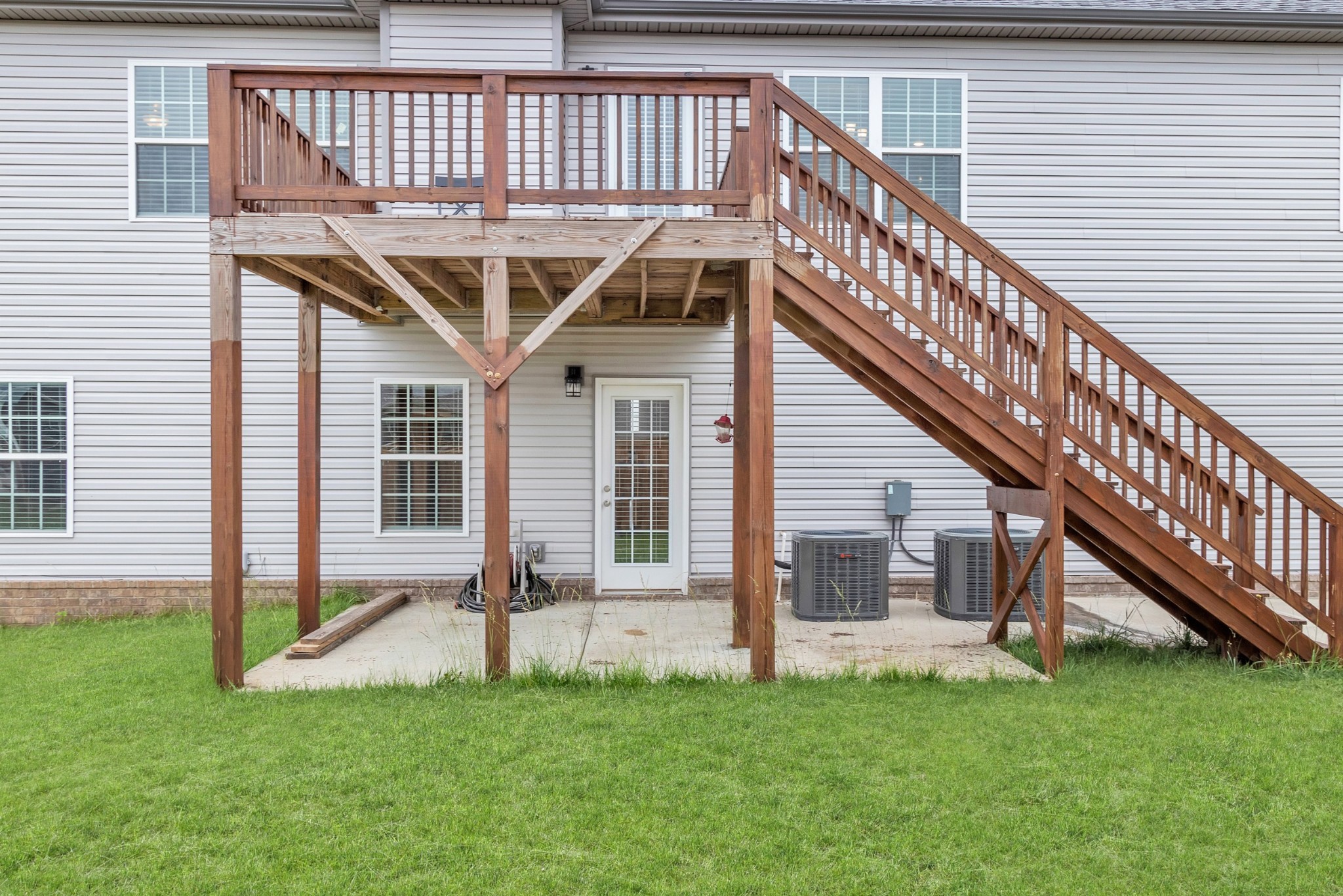 1928 Sydney Louise Dr