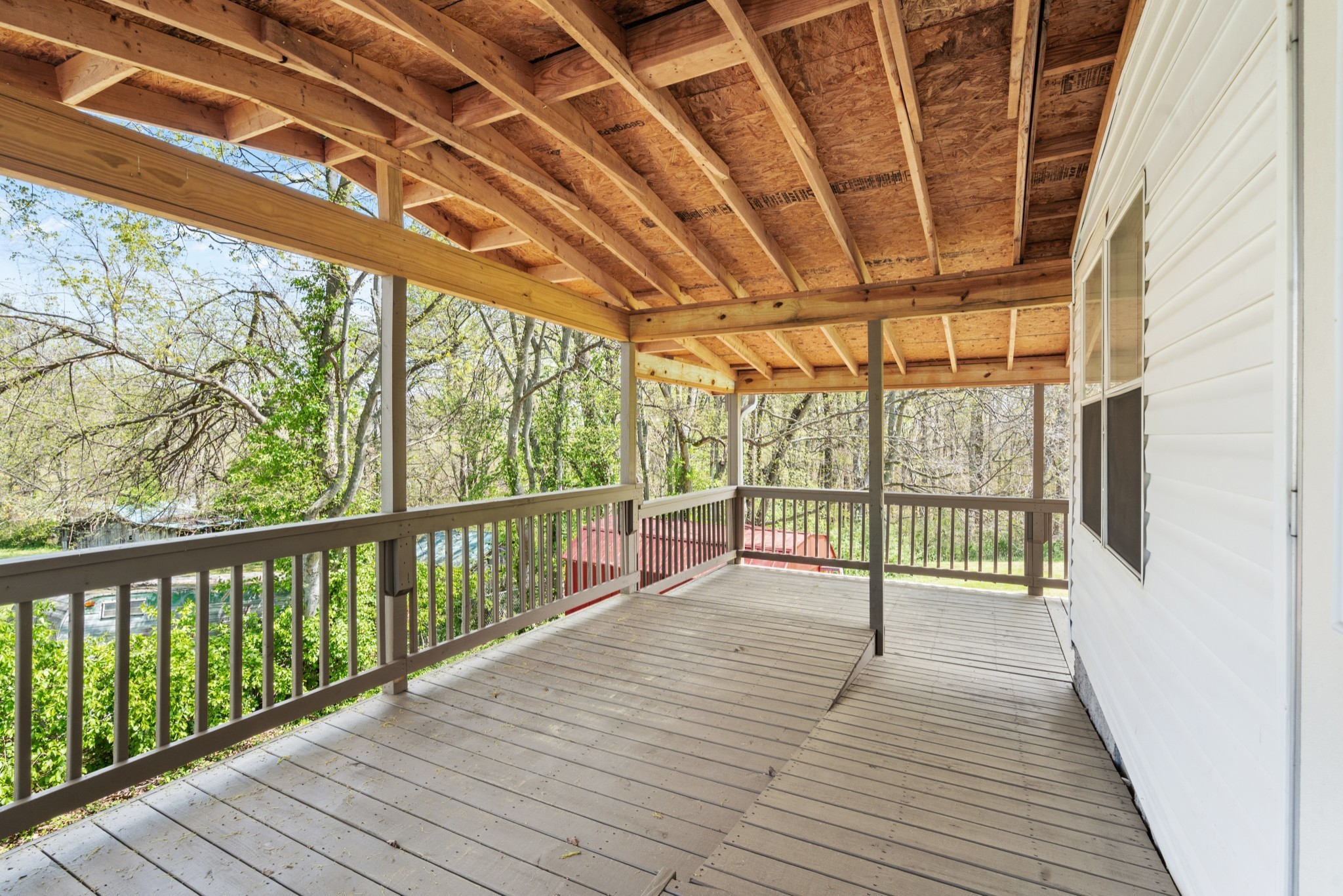 405 Briarwood Rd