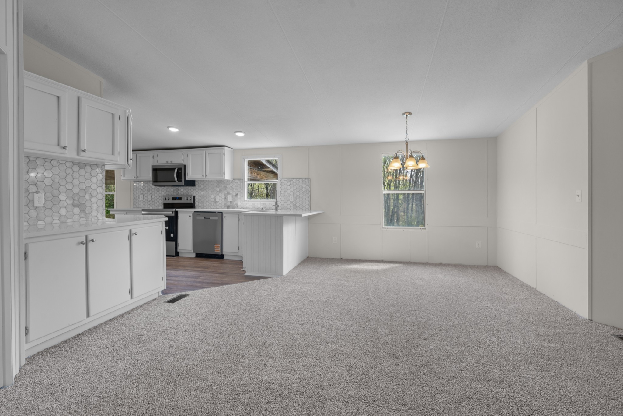 405 Briarwood Rd