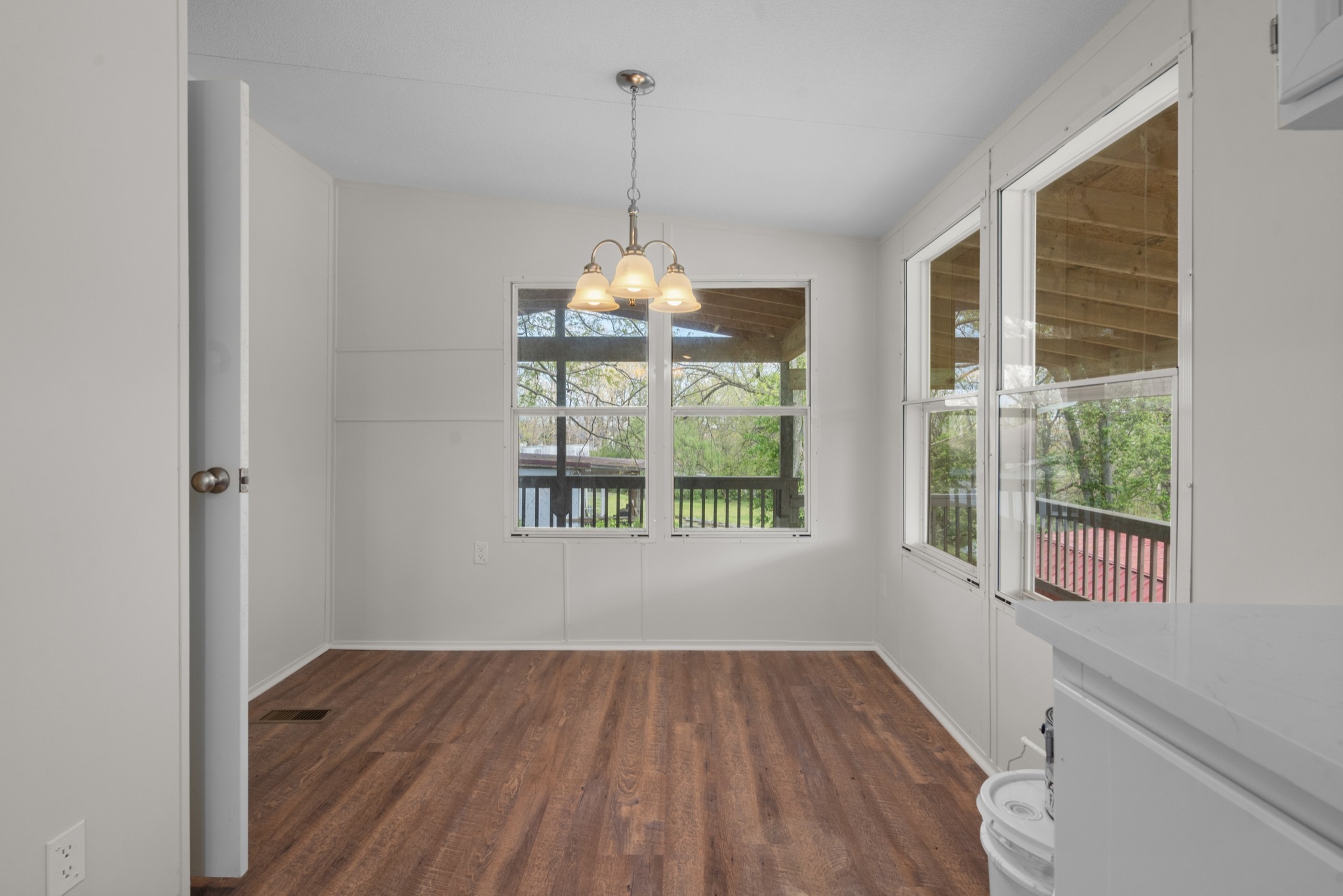 405 Briarwood Rd