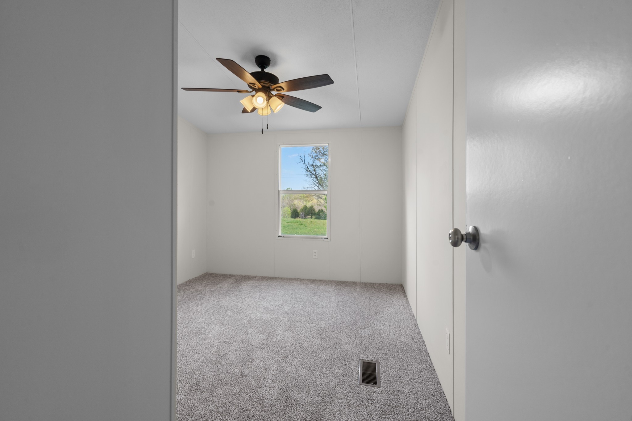 405 Briarwood Rd
