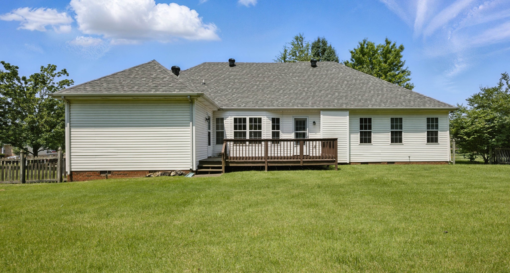 1158 THORNBERRY DRIVE