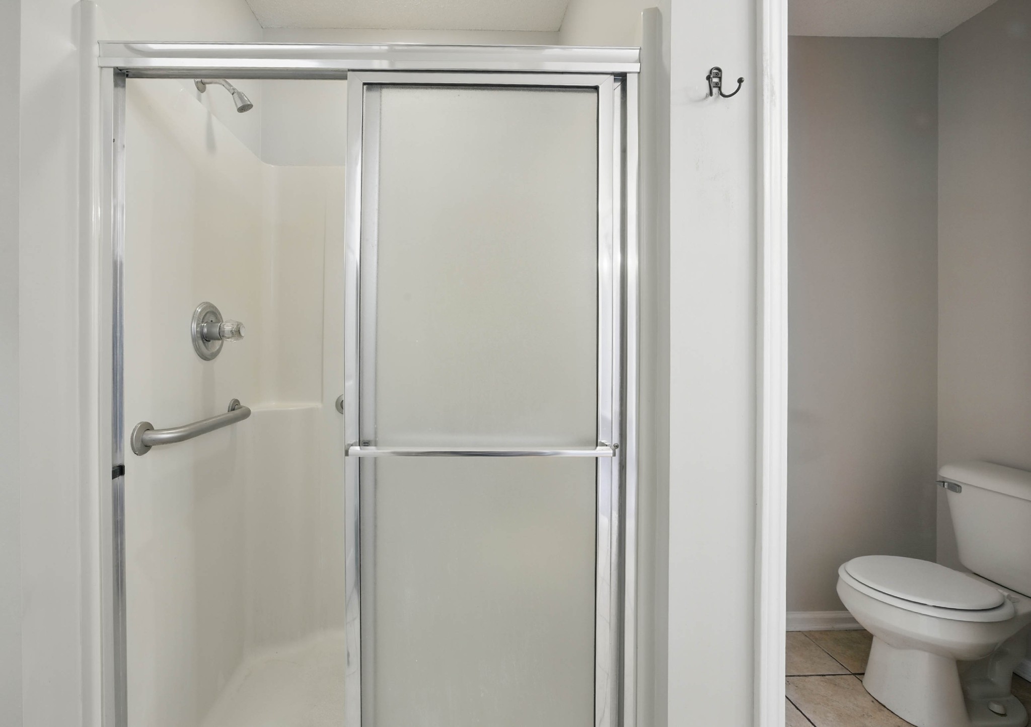 1158 THORNBERRY DRIVE