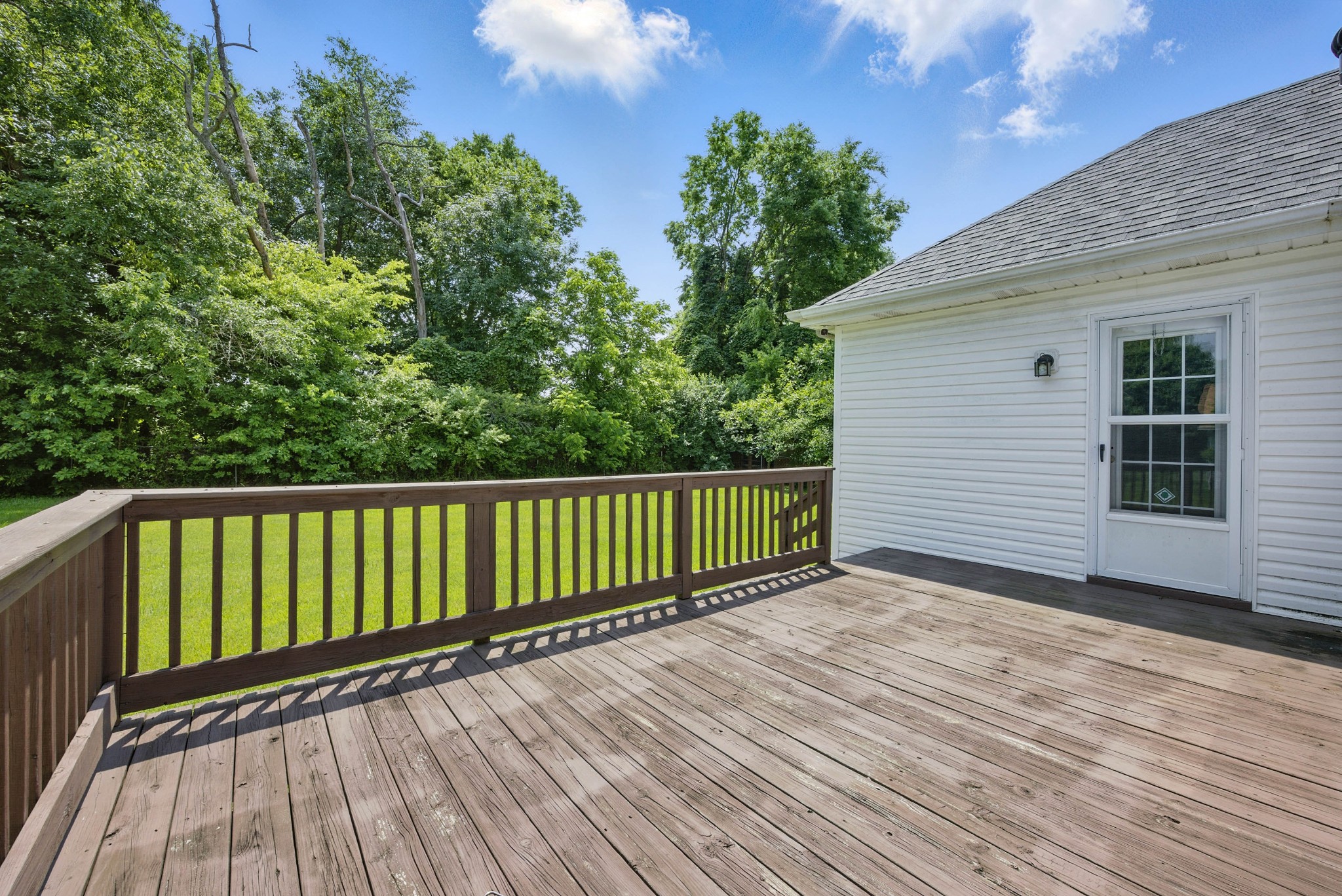 1158 THORNBERRY DRIVE