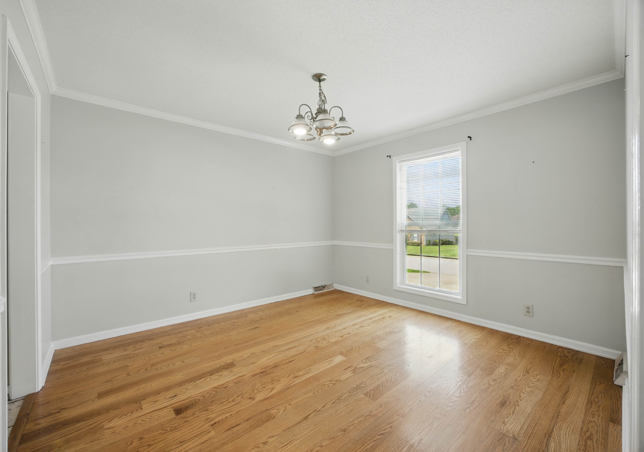 1158 THORNBERRY DRIVE