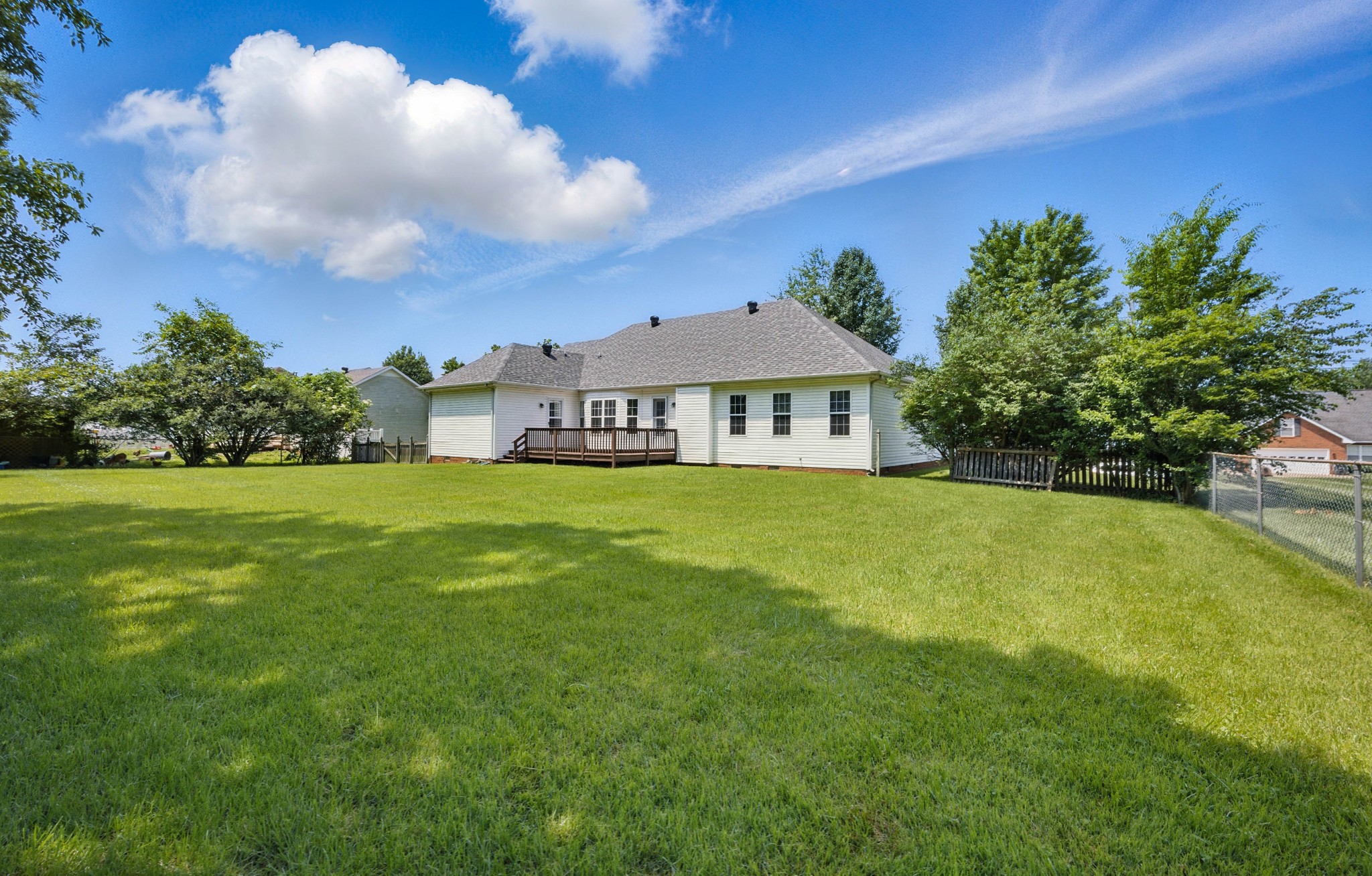 1158 THORNBERRY DRIVE