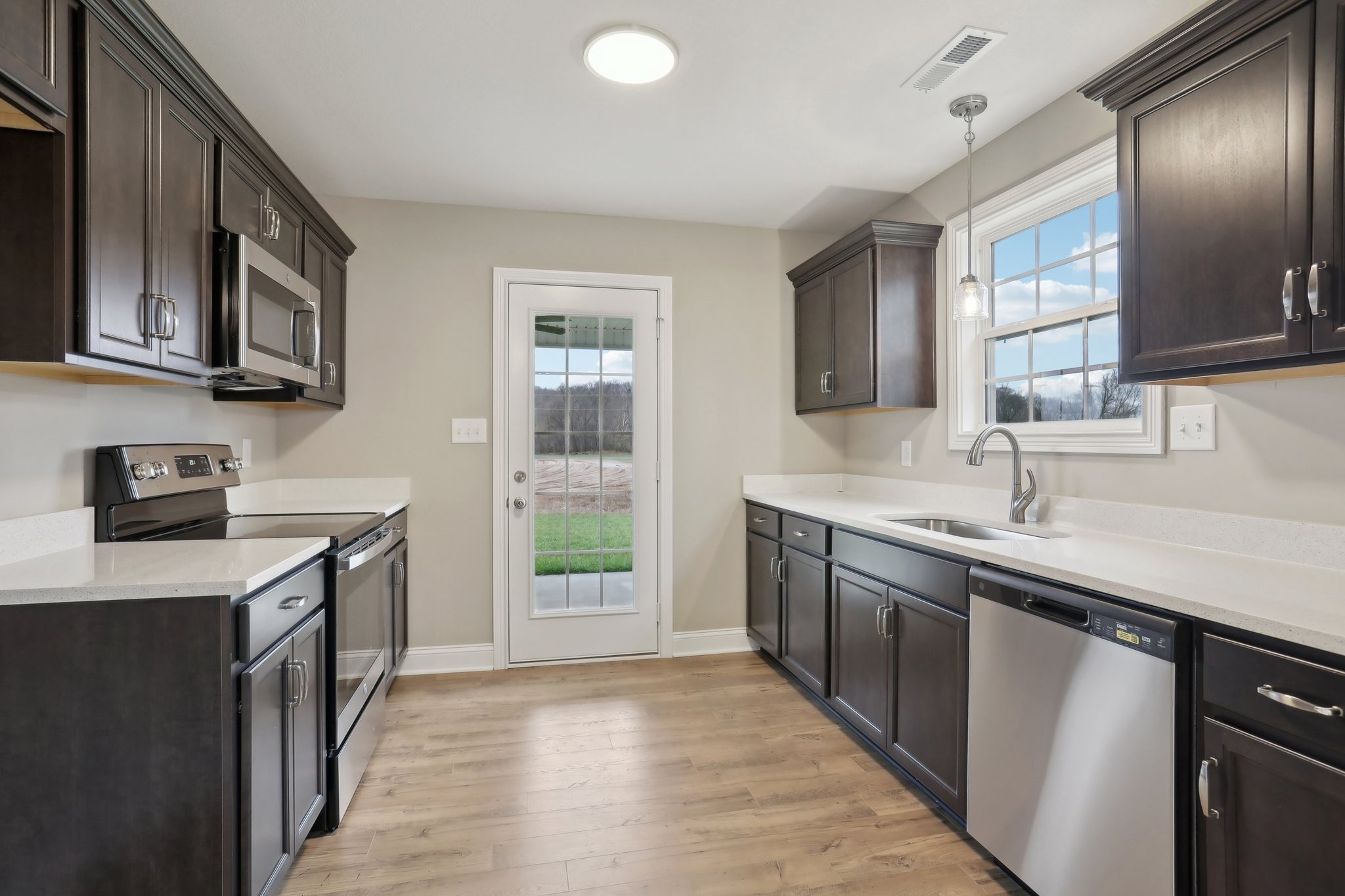 237 Cardinal Creek