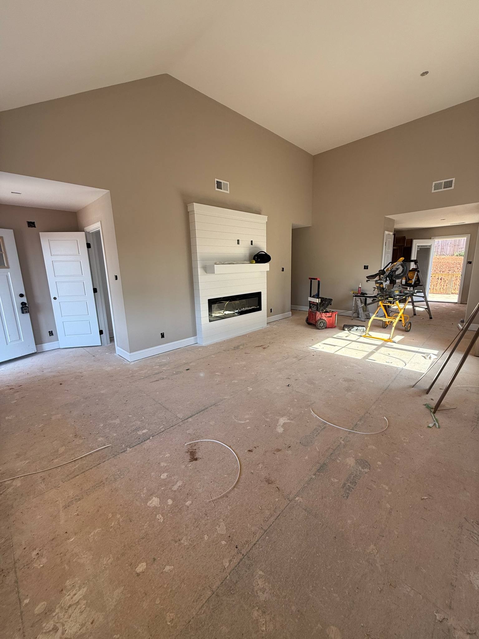 237 Cardinal Creek