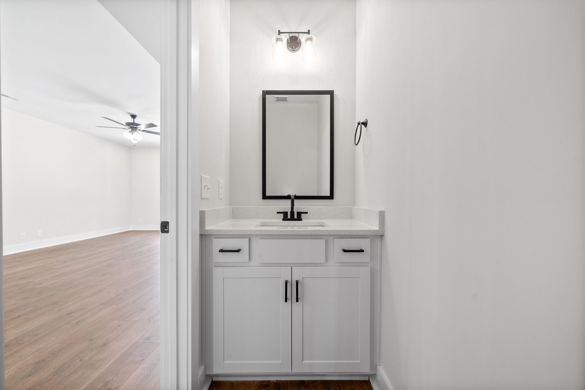 198 Cave St Unit: C