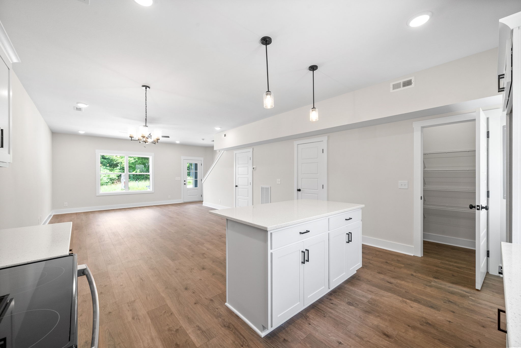 198 Cave St Unit: C