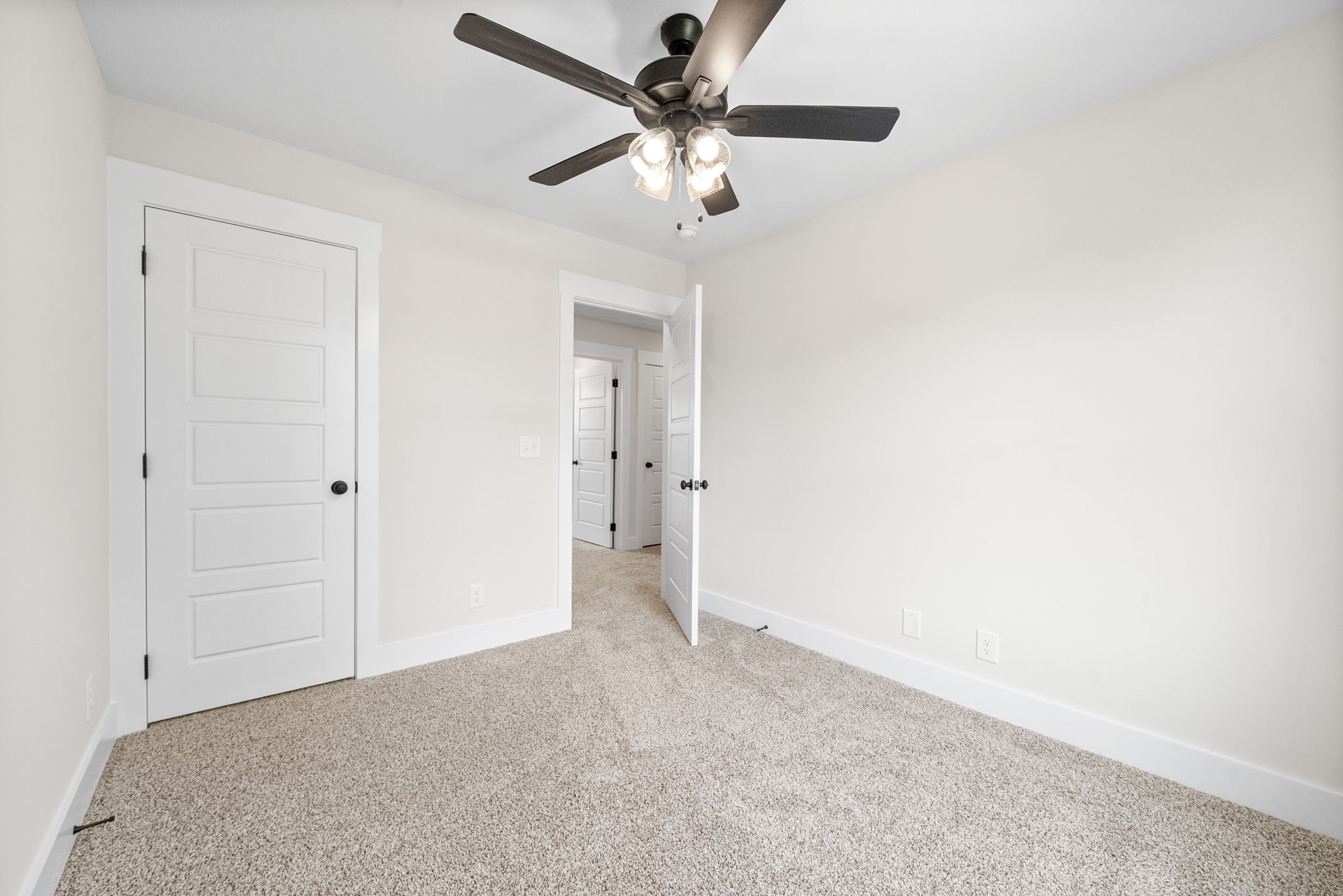 198 Cave St Unit: C