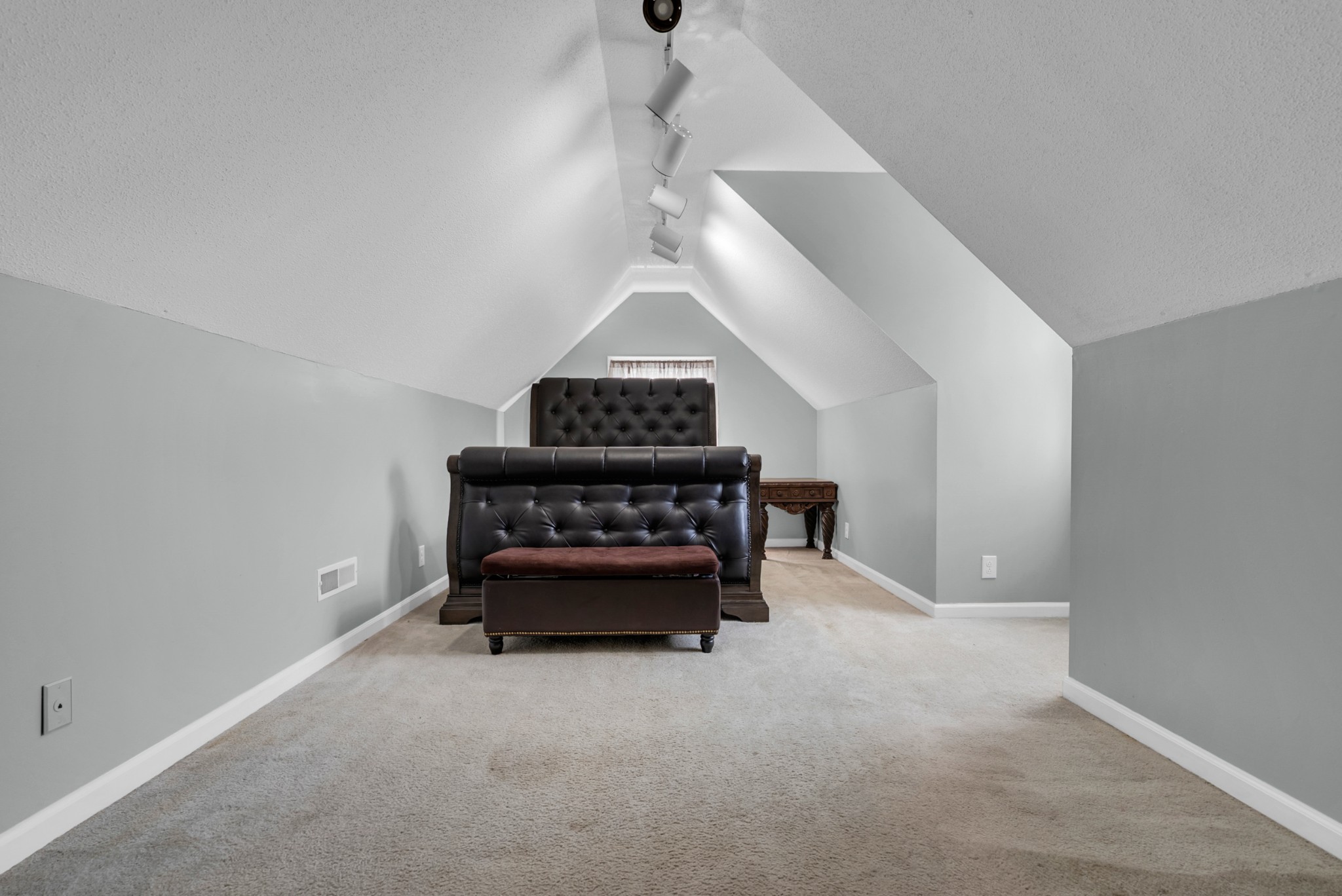 106 Greenland Farms Dr