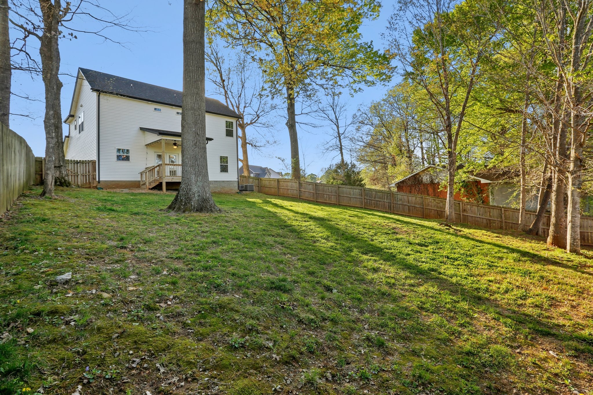 1083 Fuji Ln