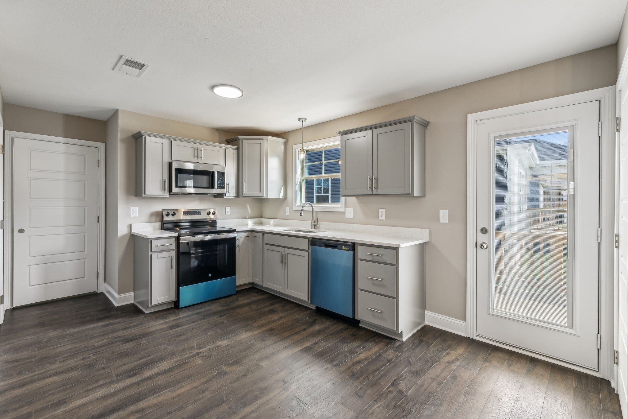 48 Gratton Estates