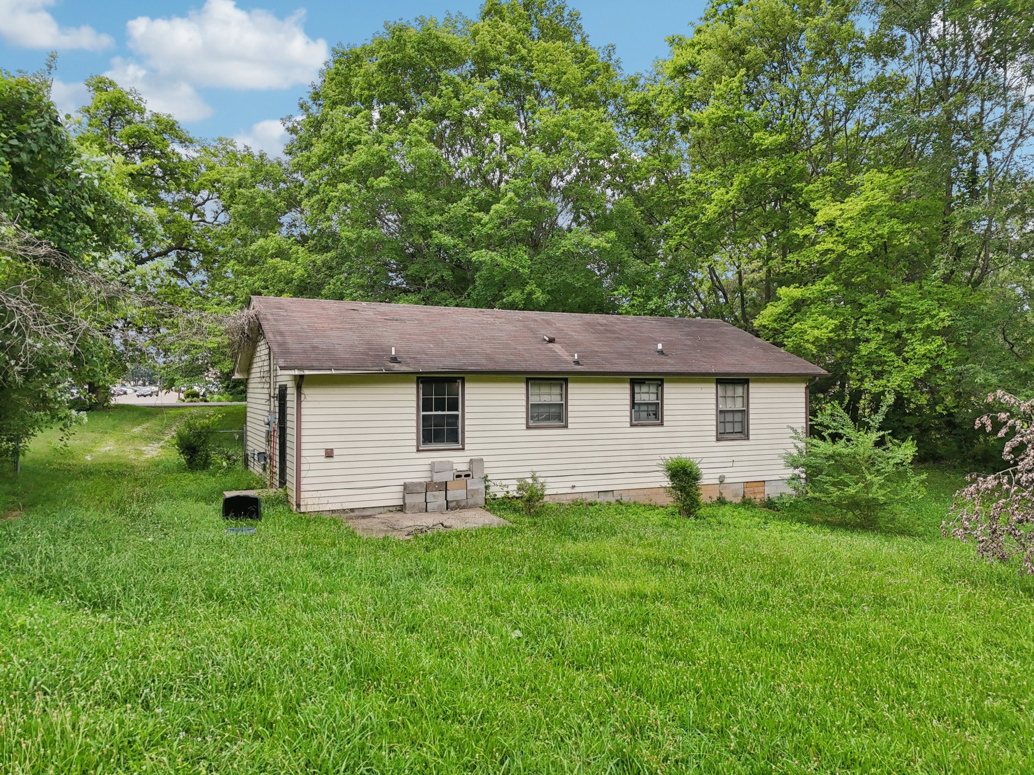 2616 Union Hall Rd