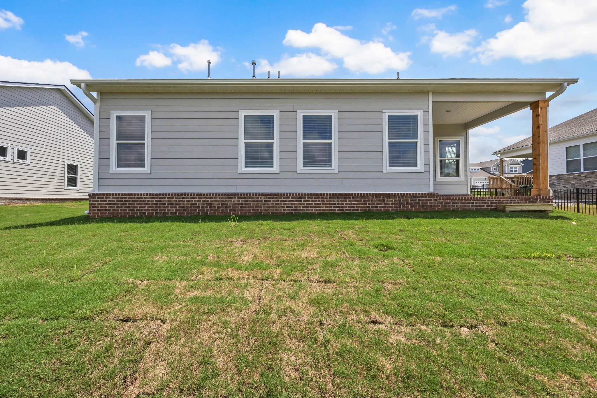 1424 English Oak Drive