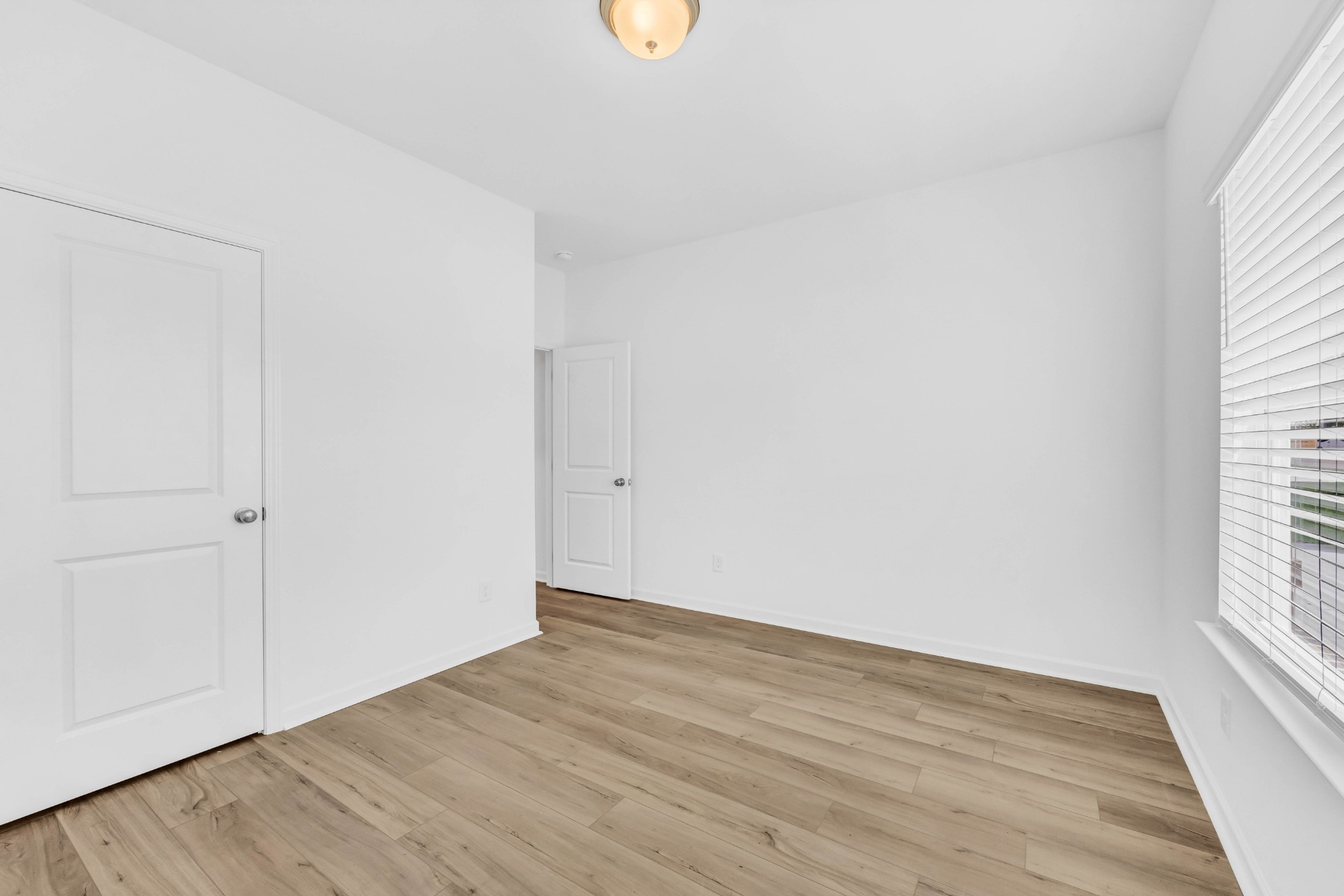 1424 English Oak Drive