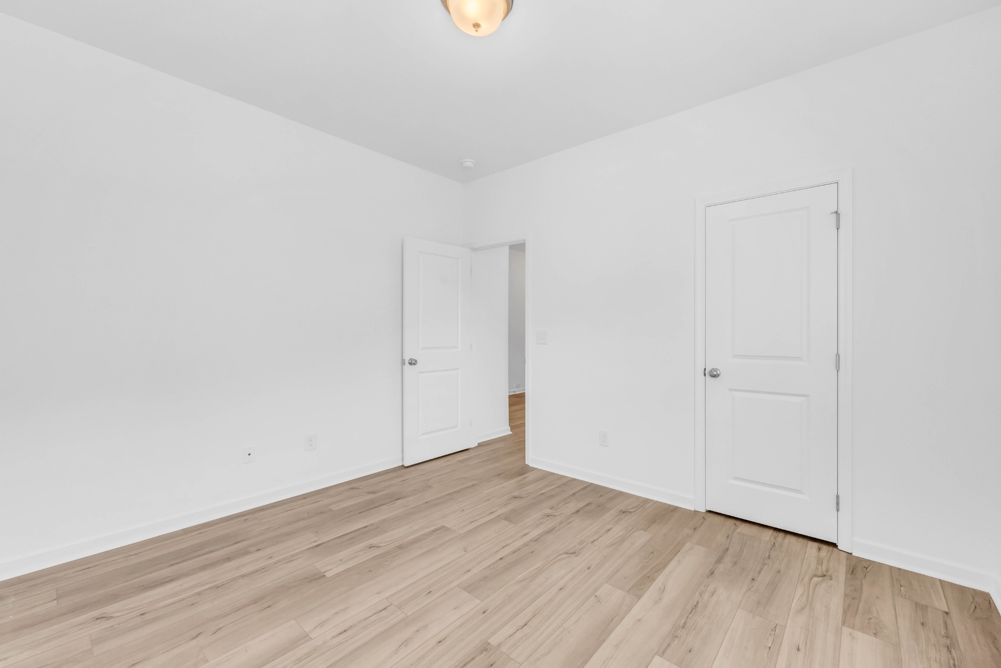 1424 English Oak Drive