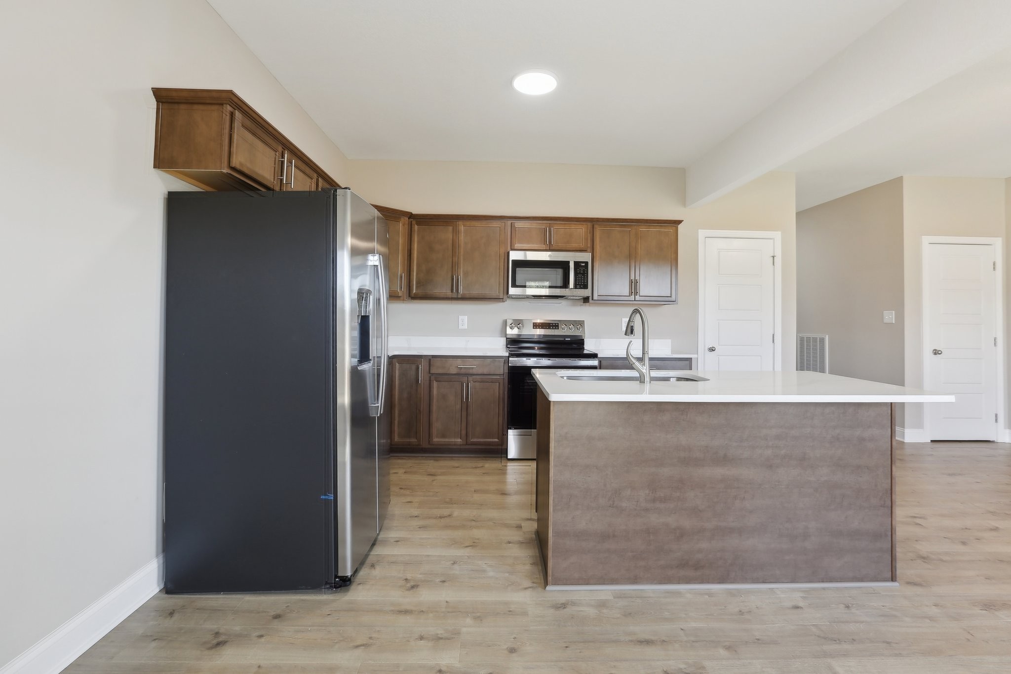 769 Carrillo Dr