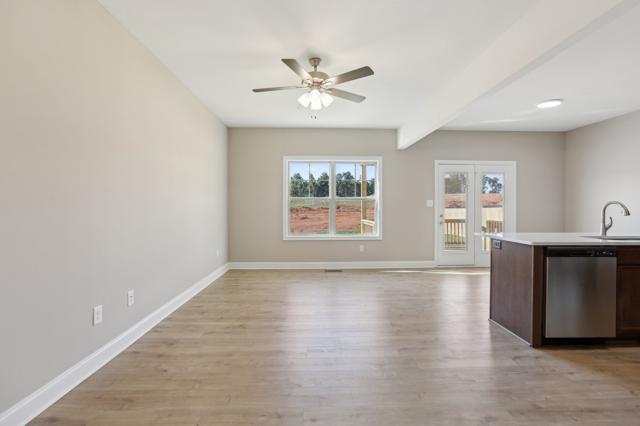 769 Carrillo Dr