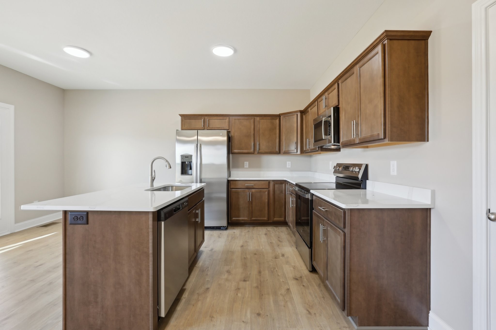 769 Carrillo Dr