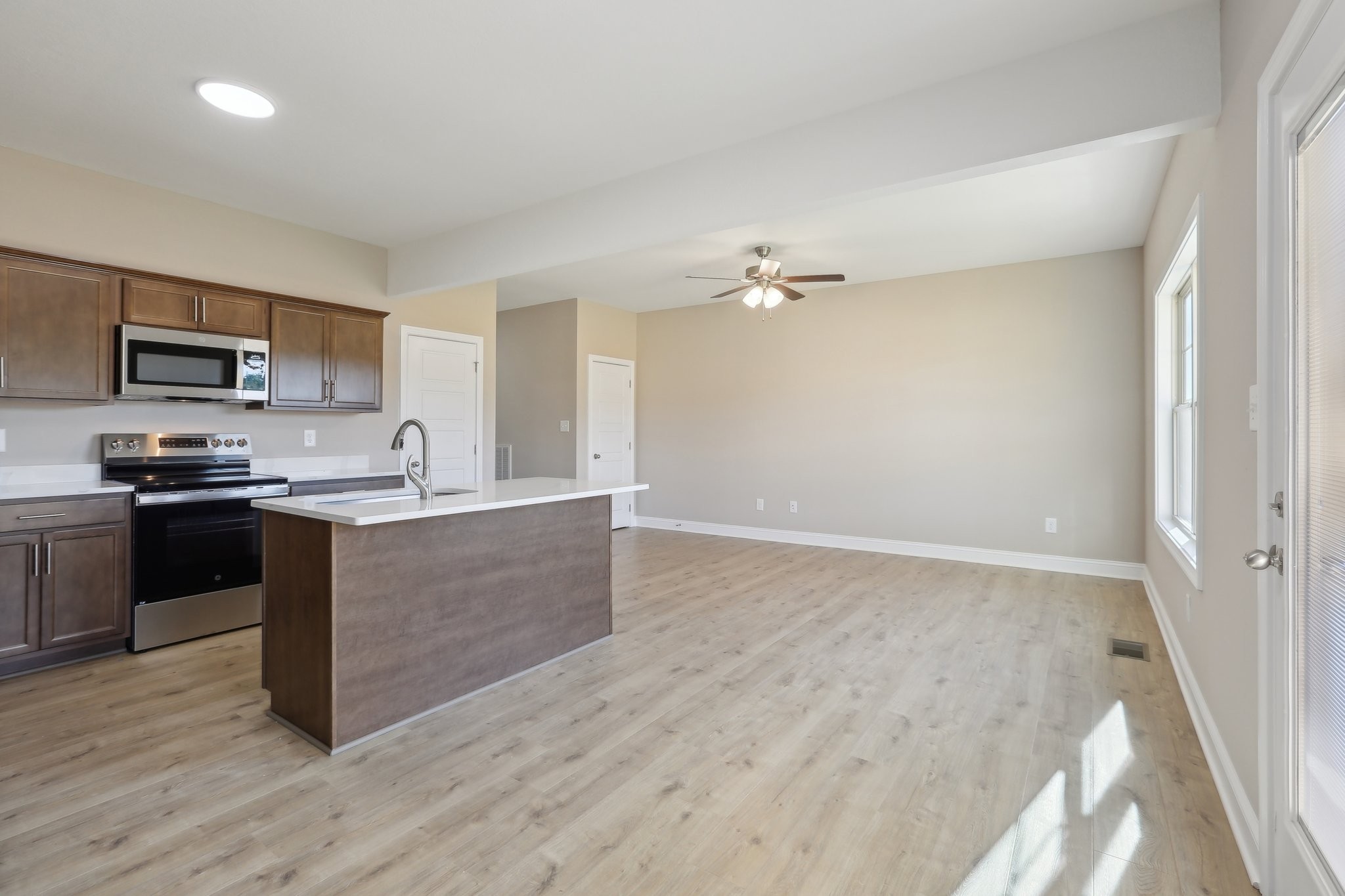 769 Carrillo Dr