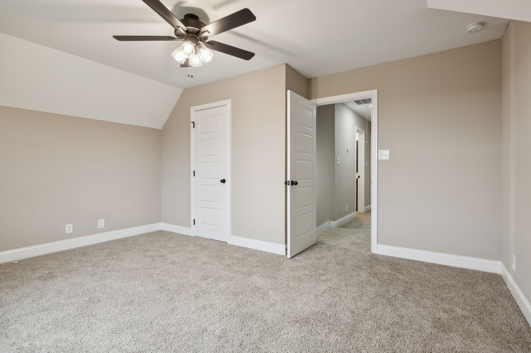 1009 Tufnel Dr