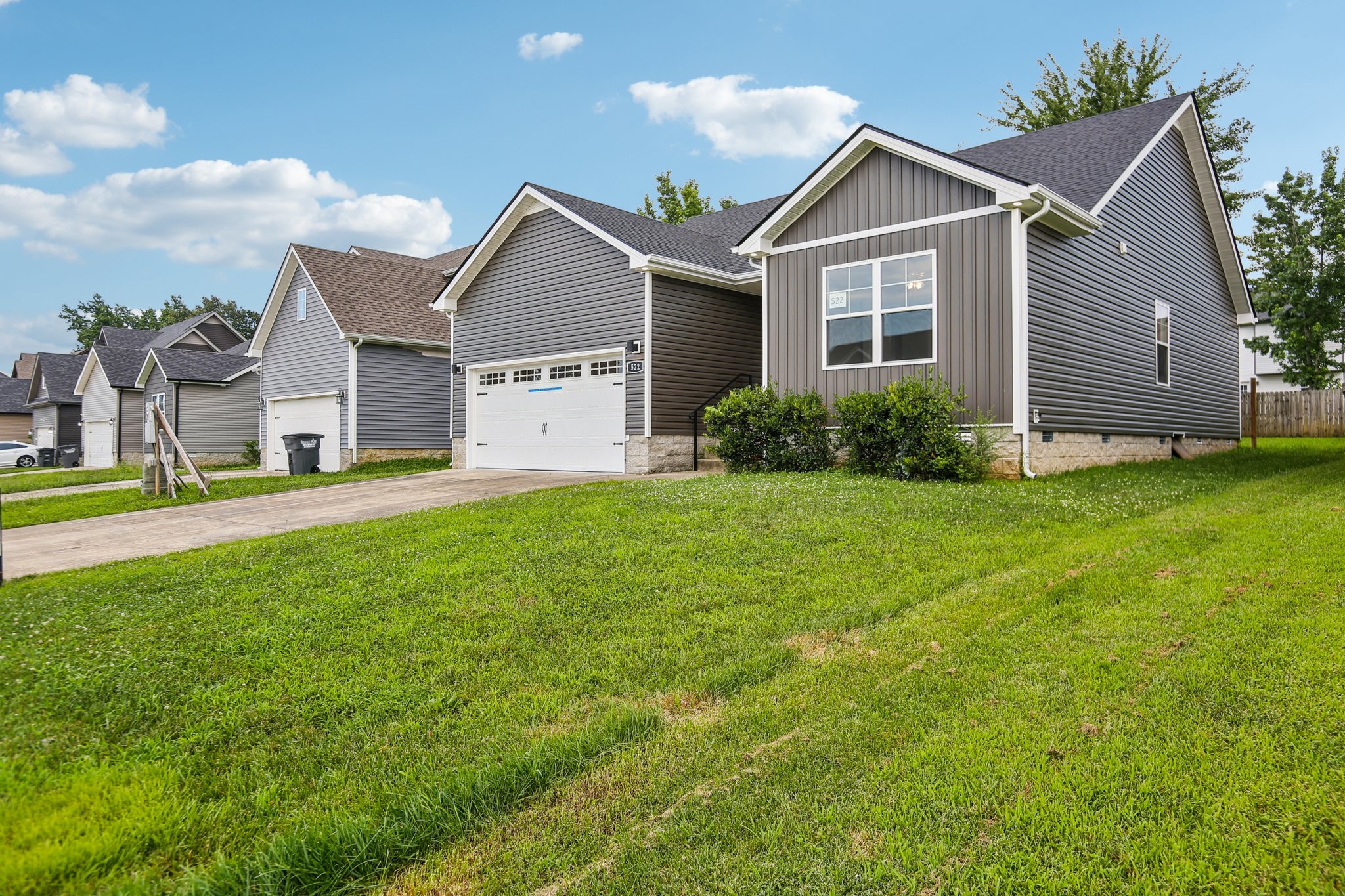 522 Sourwood Dr