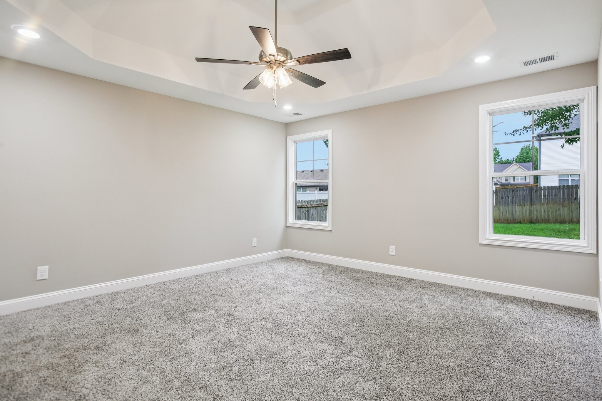 522 Sourwood Dr