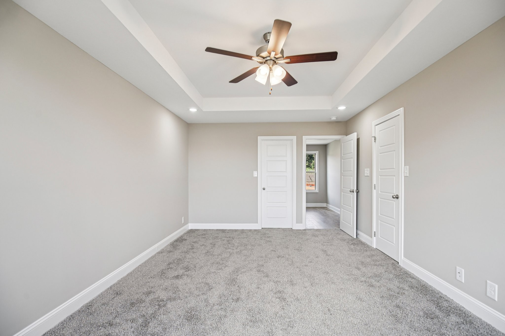 737 Carrillo Dr