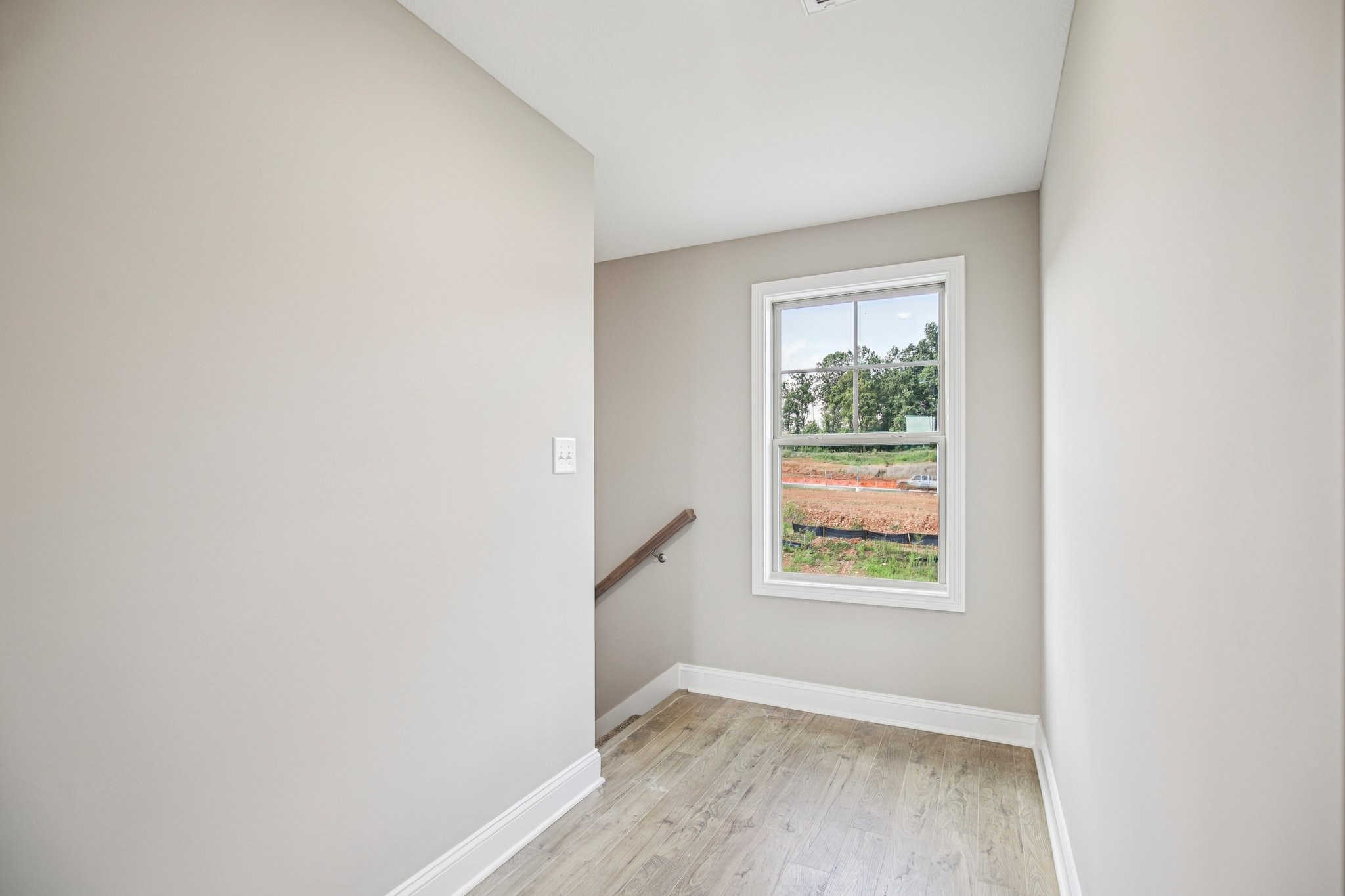 737 Carrillo Dr