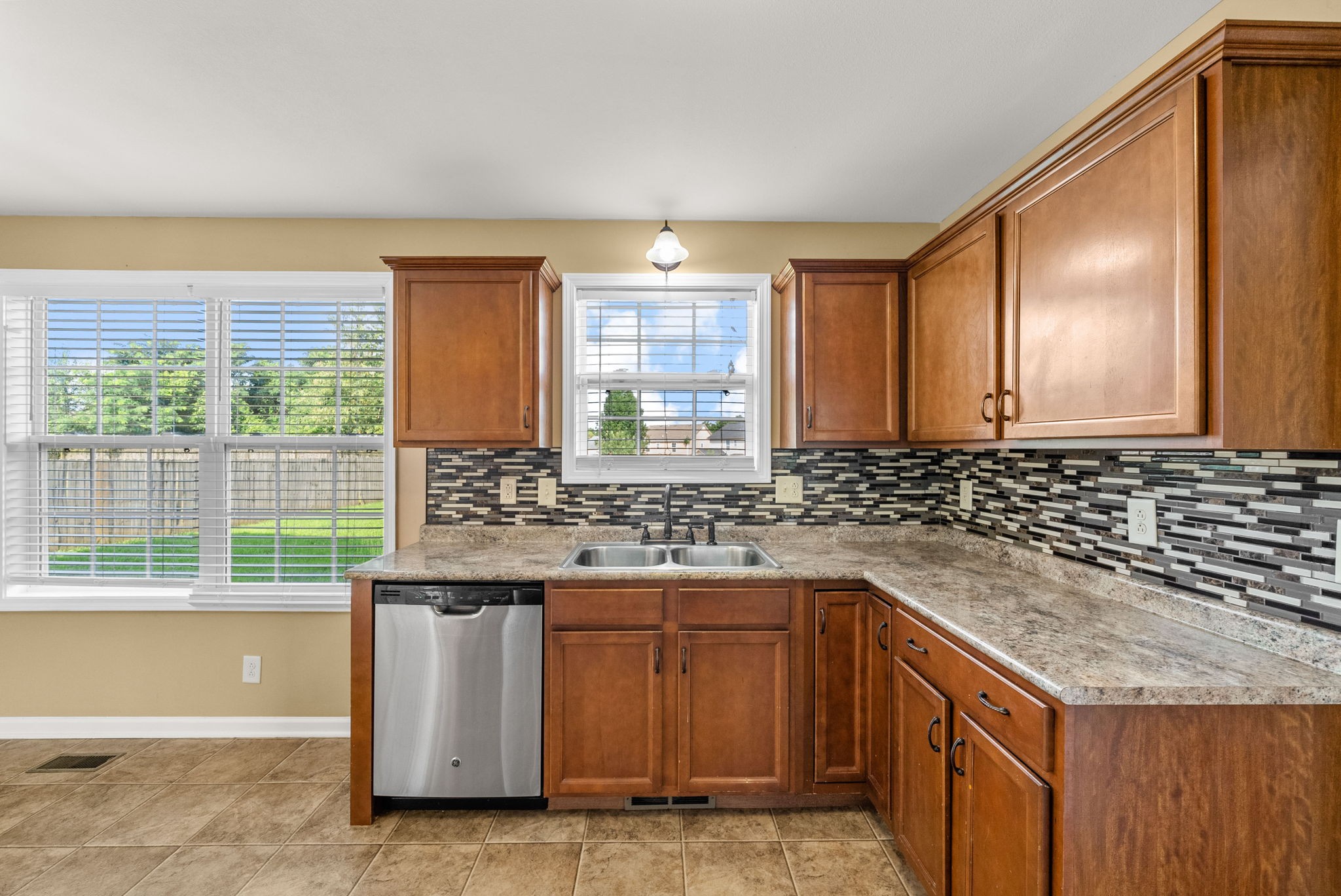 987 Dwight Eisenhower Way