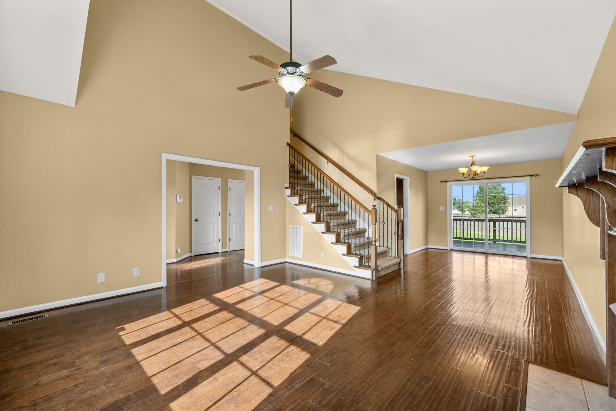 987 Dwight Eisenhower Way