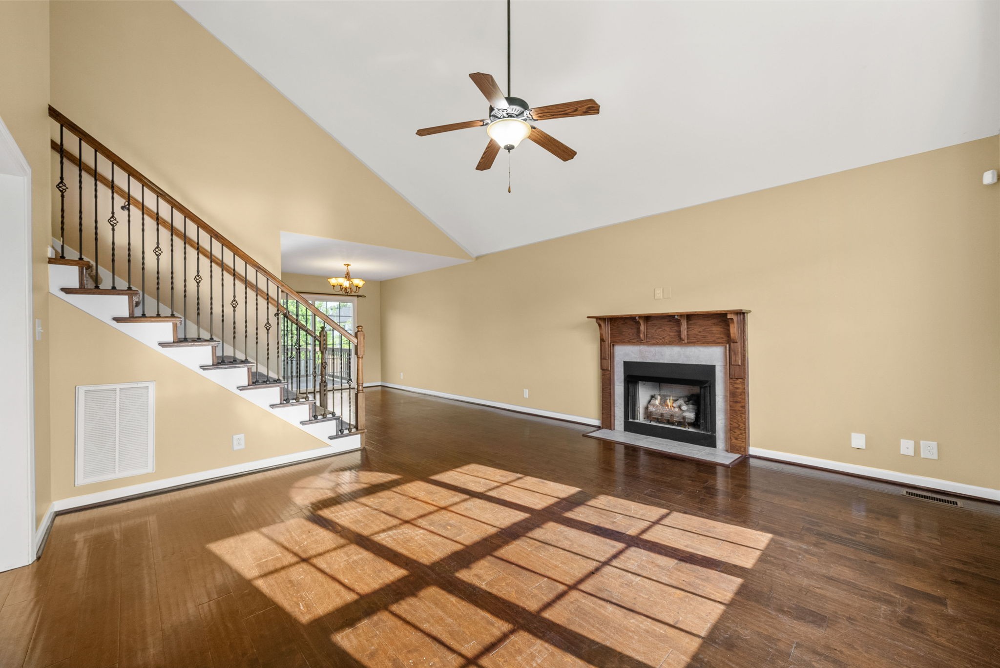 987 Dwight Eisenhower Way