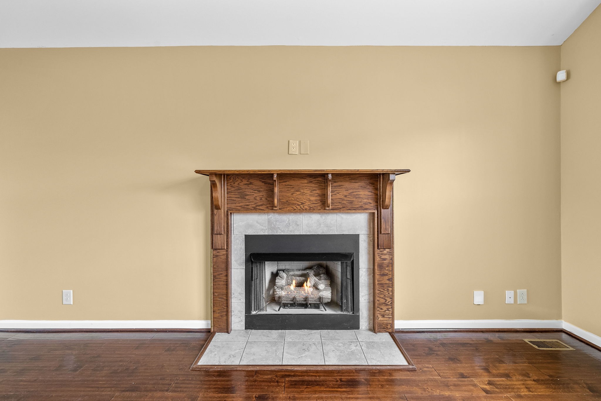 987 Dwight Eisenhower Way