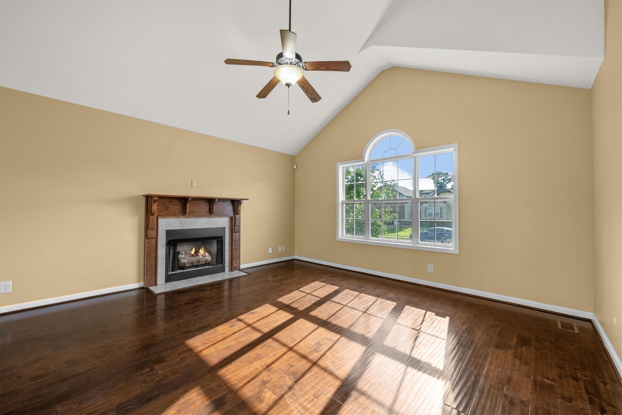 987 Dwight Eisenhower Way