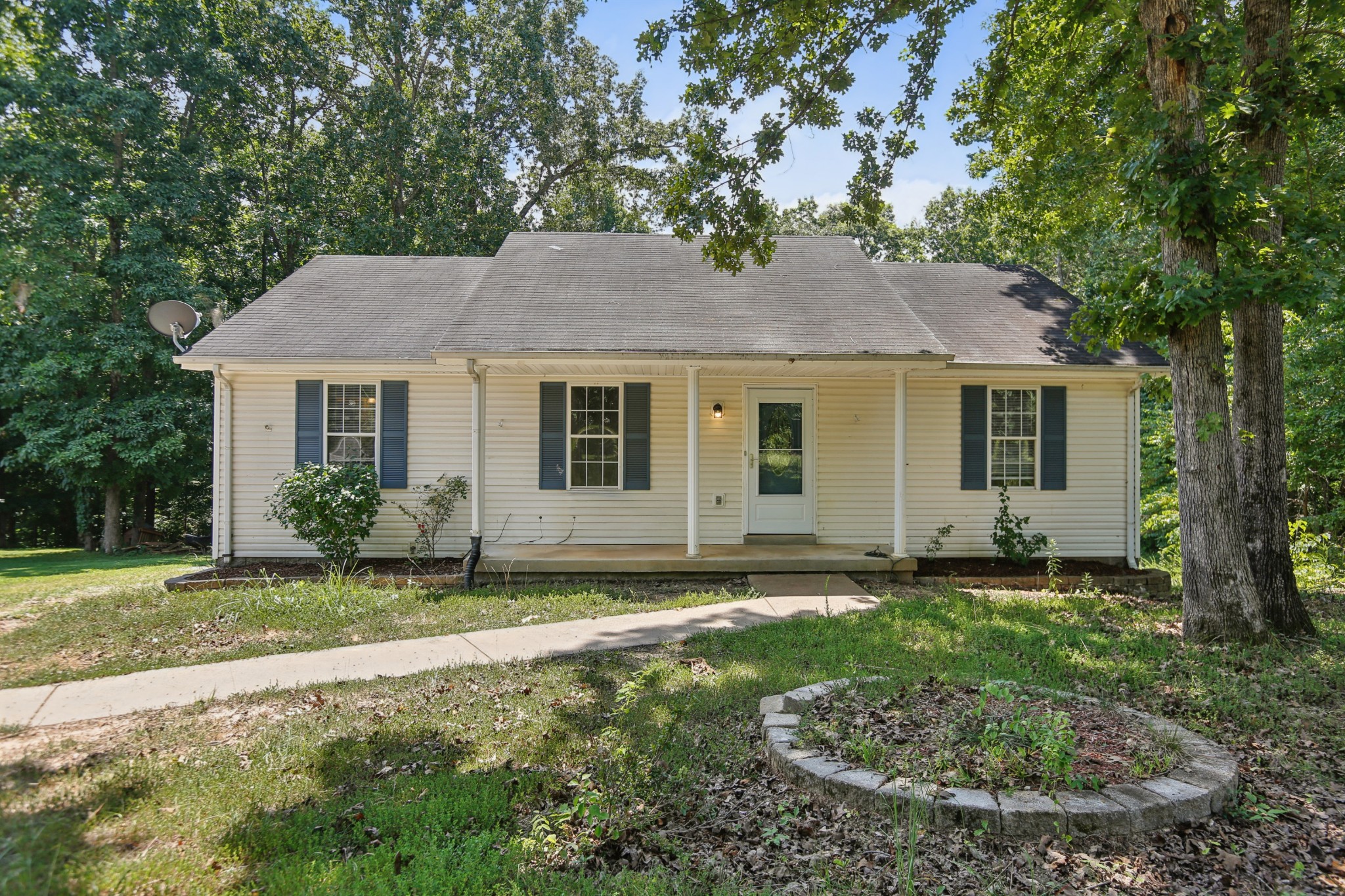 2105 Ferry Rd