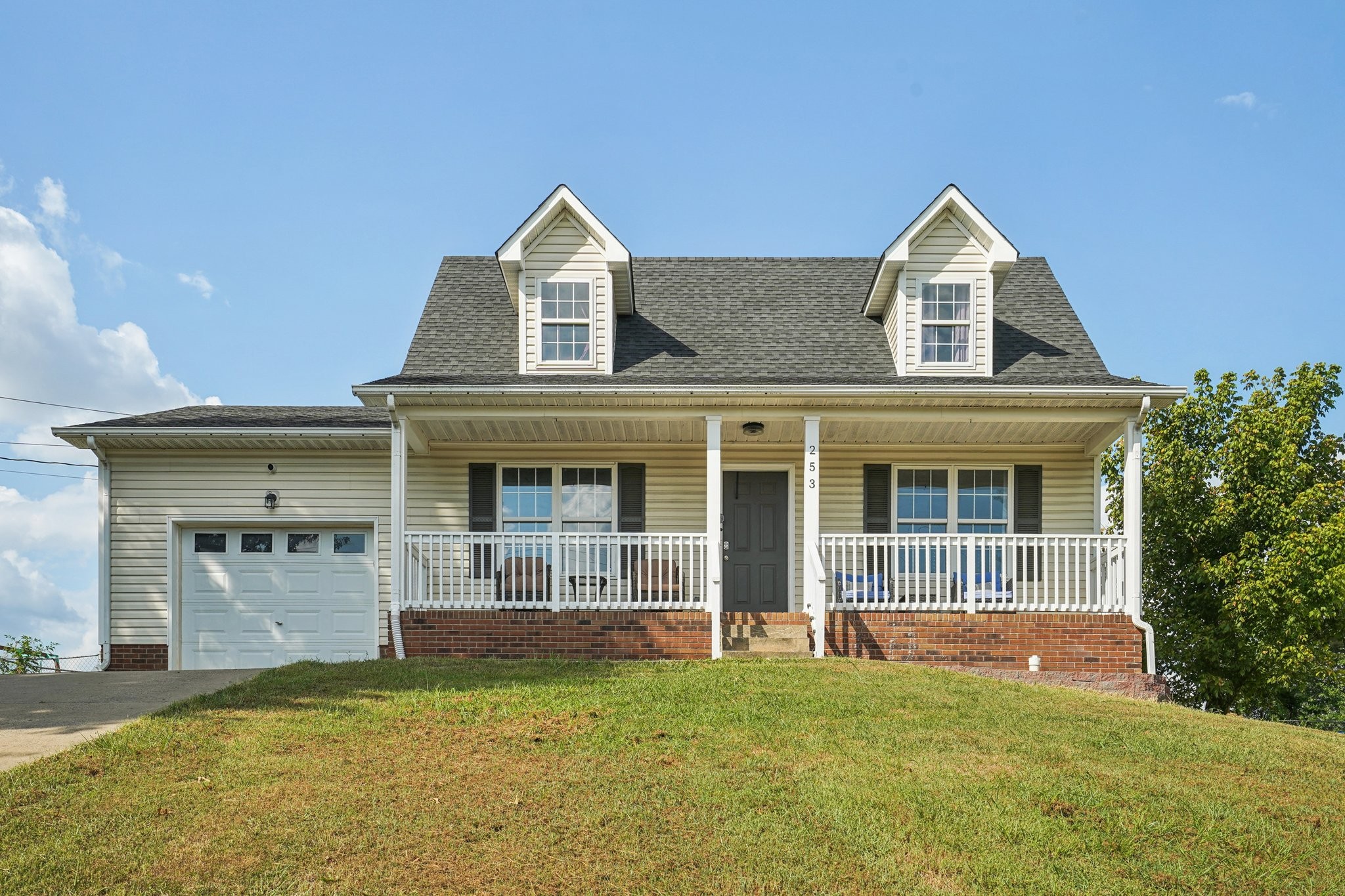 253 Audrea Ln