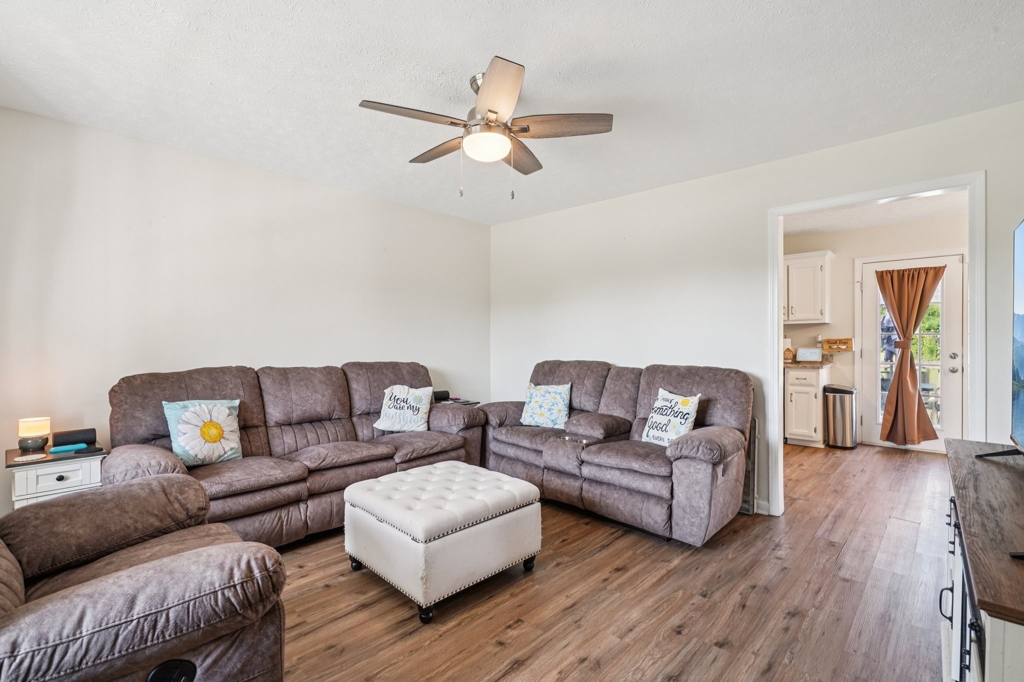 253 Audrea Ln